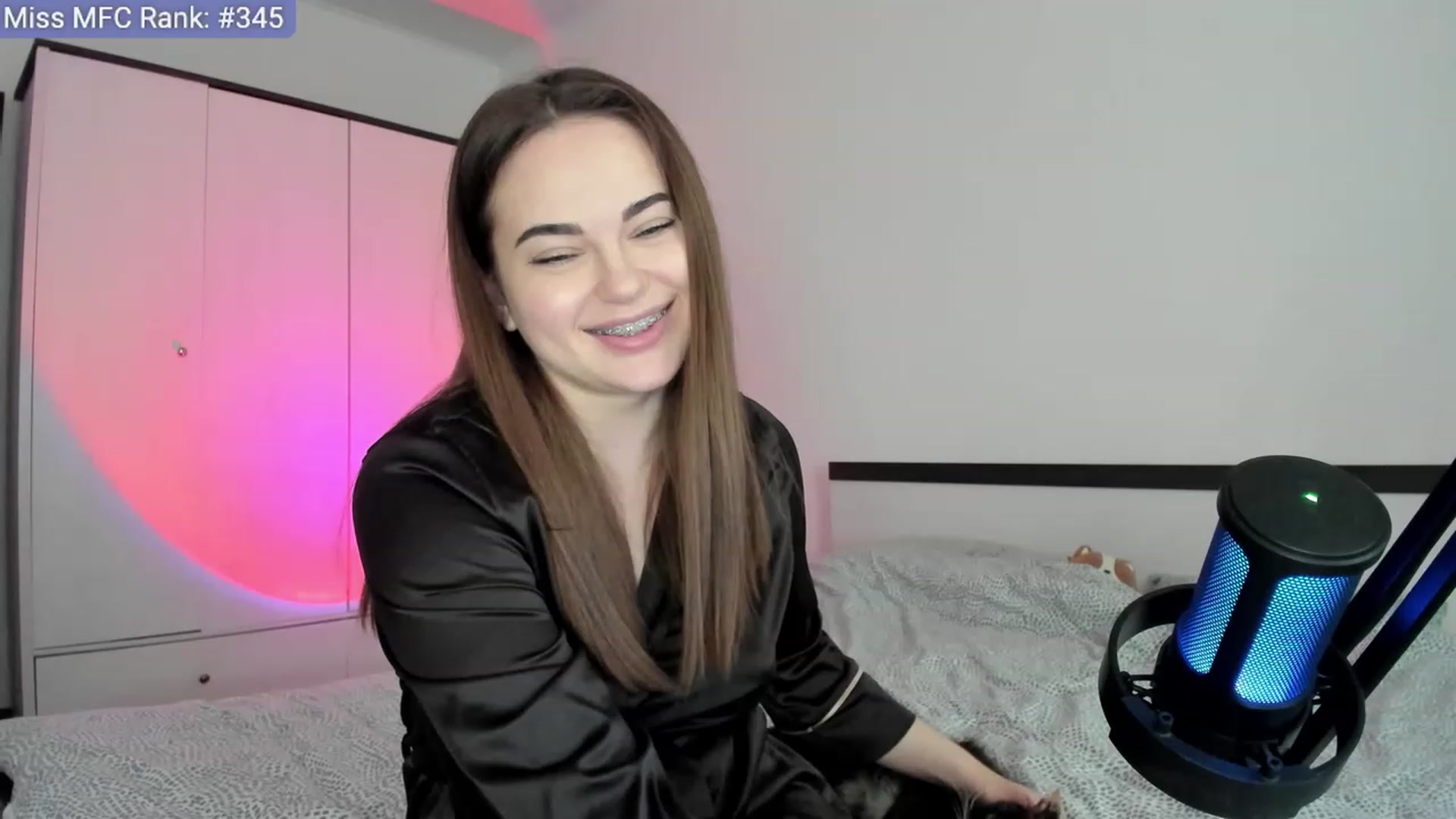 Gallery image thumbnail from BeeTheQueen's myfreecams stream on, 04/27/2023, 14:22 image 15 of 20