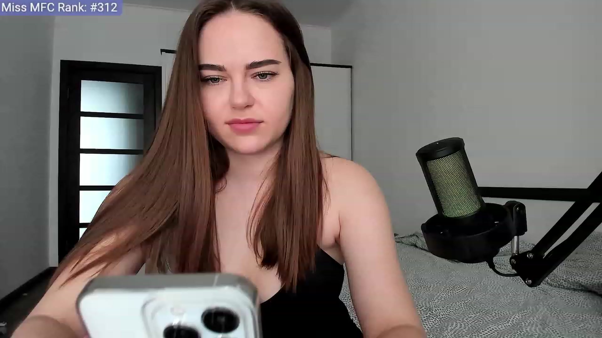 Gallery image thumbnail from BeeTheQueen's myfreecams stream on, 04/30/2023, 13:53 image 16 of 20