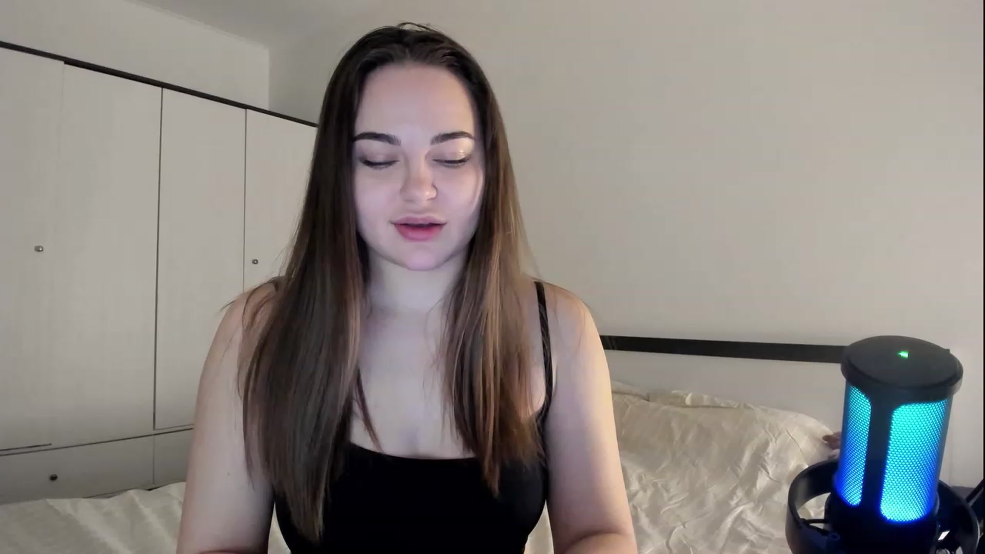 Gallery image thumbnail from BeeTheQueen's myfreecams stream on, 05/12/2023, 18:33 image 2 of 20
