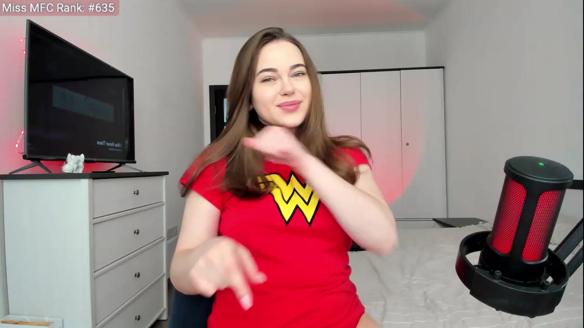Gallery image thumbnail from BeeTheQueen's myfreecams stream on, 05/13/2023, 13:19 image 11 of 20