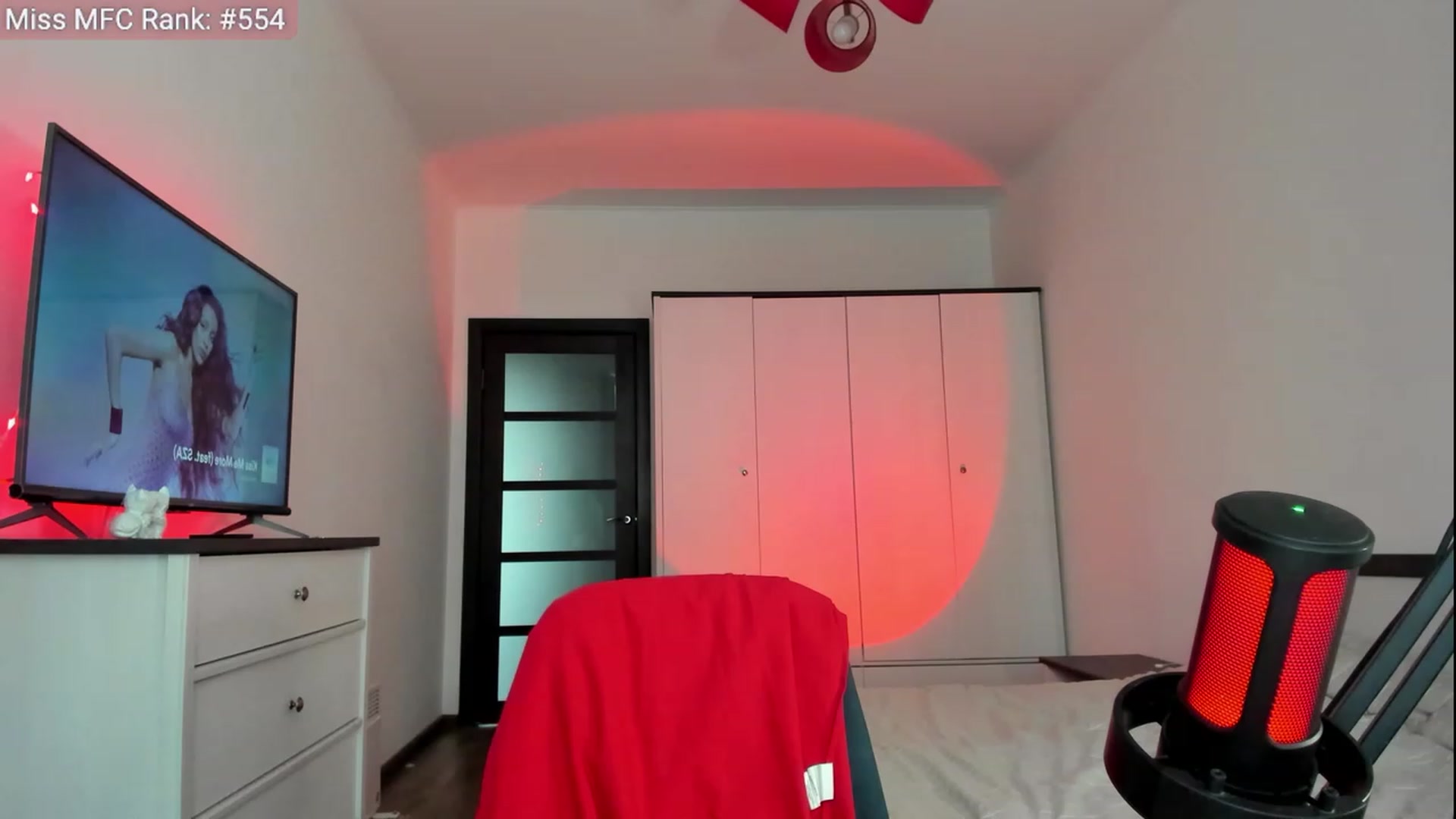 Gallery image thumbnail from BeeTheQueen's myfreecams stream on, 05/13/2023, 16:20 image 7 of 20