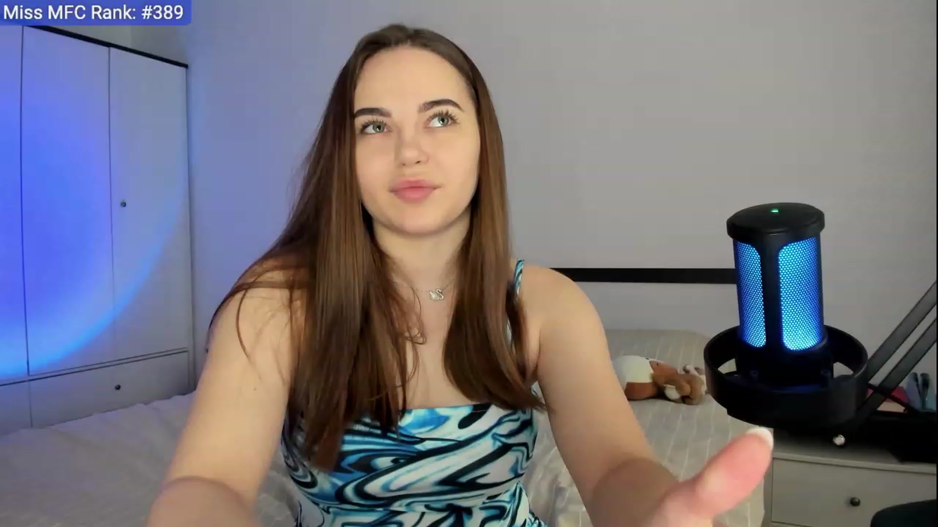 Gallery image thumbnail from BeeTheQueen's myfreecams stream on, 05/14/2023, 17:20 image 9 of 20