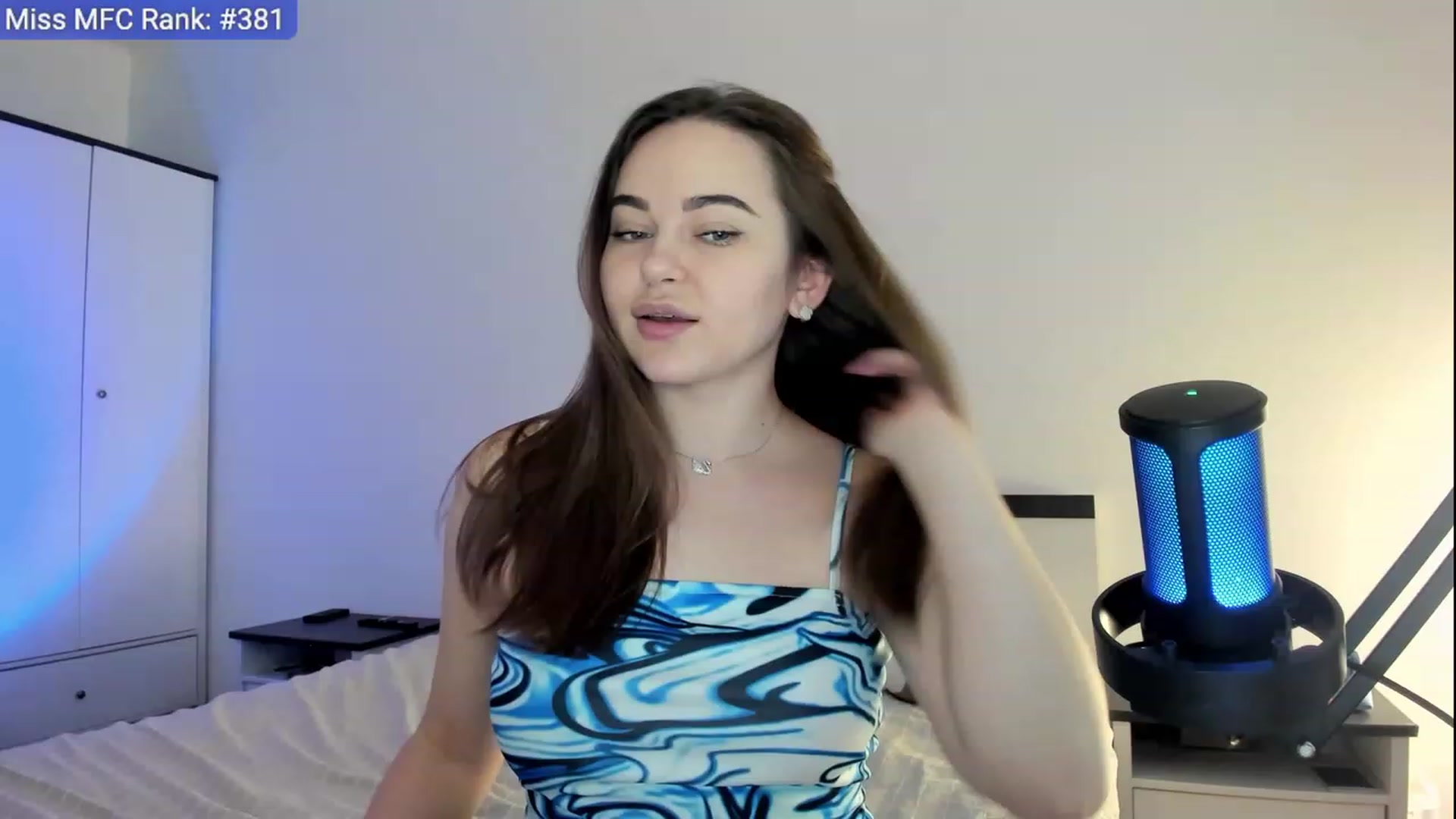 Gallery image thumbnail from BeeTheQueen's myfreecams stream on, 05/14/2023, 17:20 image 16 of 20