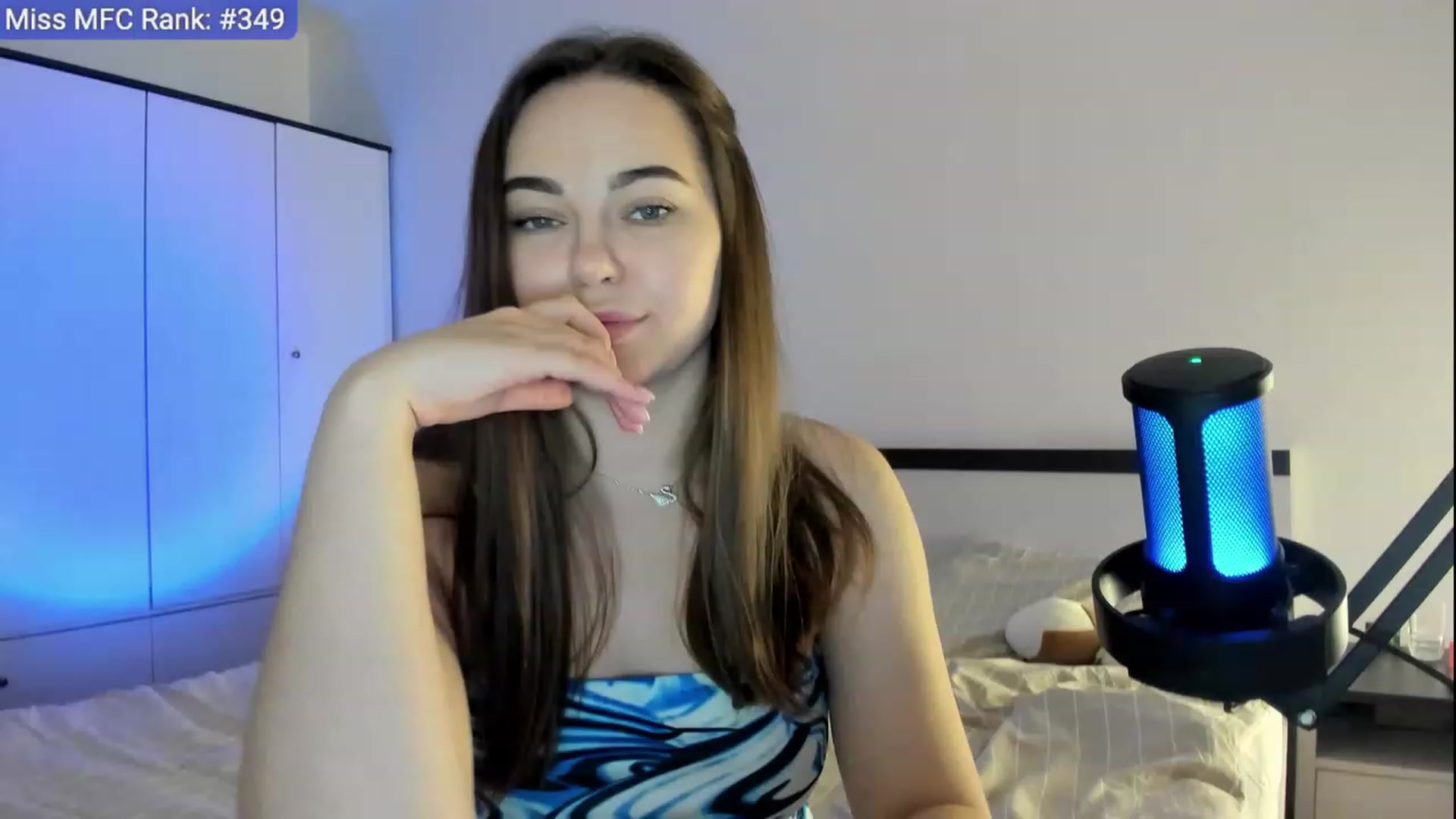 Gallery image thumbnail from BeeTheQueen's myfreecams stream on, 05/14/2023, 18:22 image 3 of 20