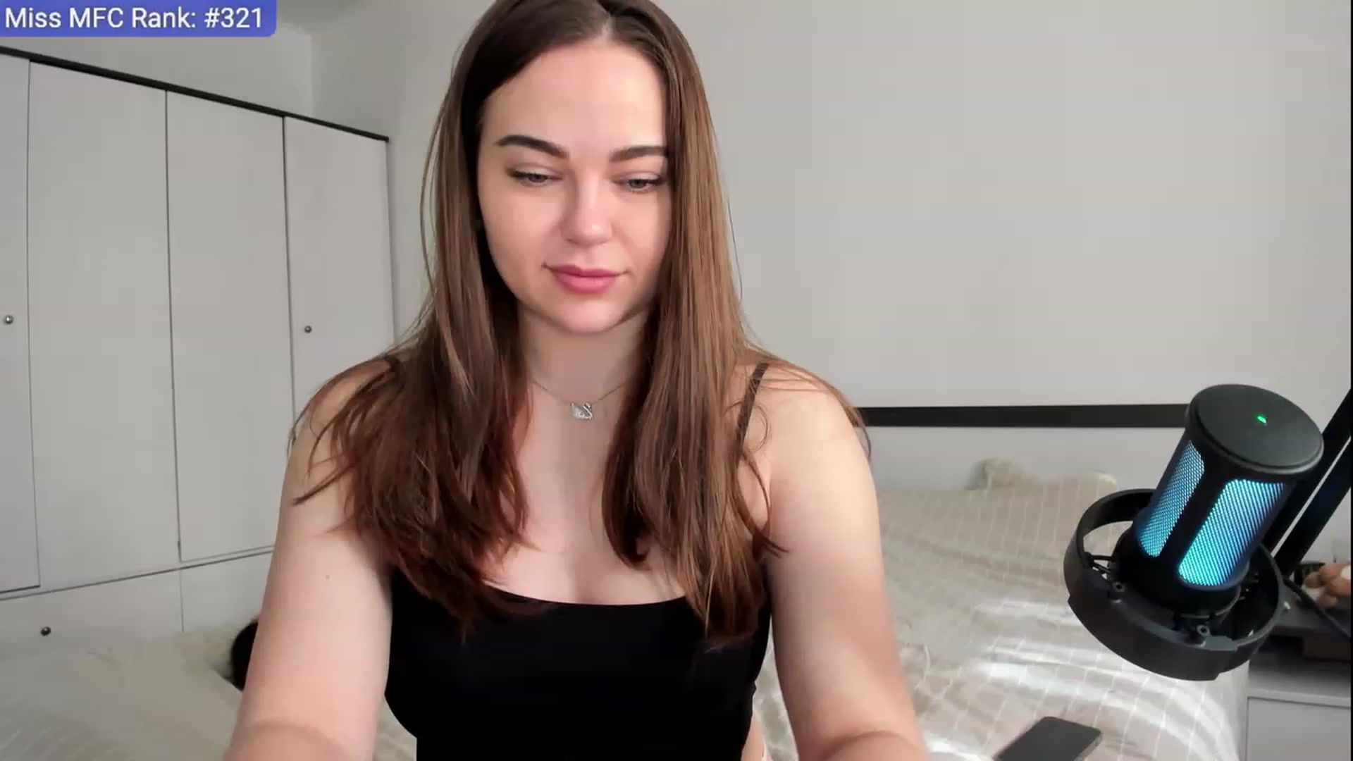Gallery image thumbnail from BeeTheQueen's myfreecams stream on, 05/15/2023, 14:36 image 2 of 20