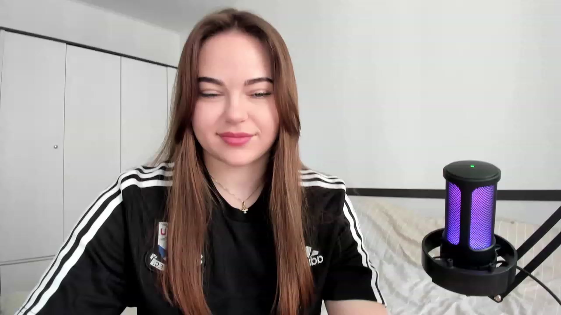 Gallery image thumbnail from BeeTheQueen's myfreecams stream on, 05/23/2023, 12:34 image 2 of 20