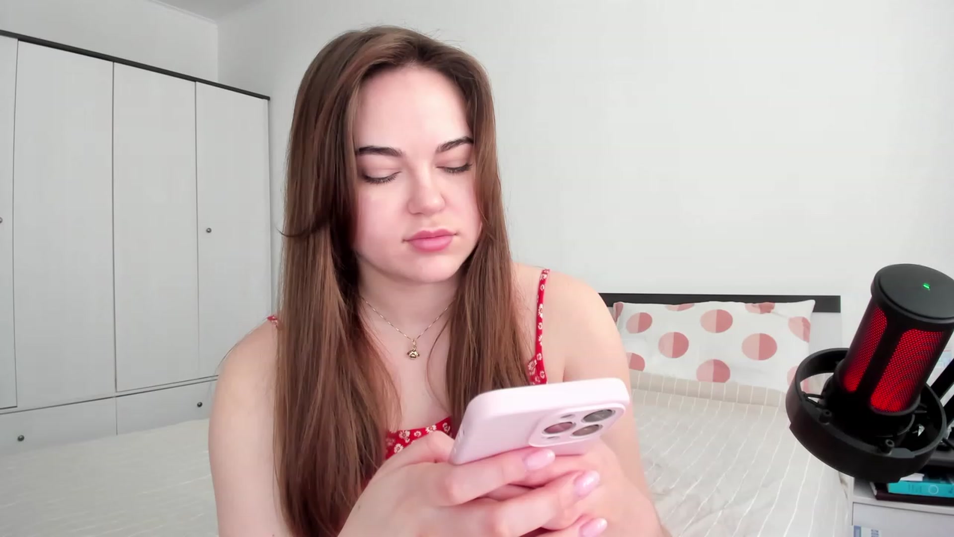 Gallery image thumbnail from BeeTheQueen's myfreecams stream on, 05/24/2023, 11:13 image 13 of 20