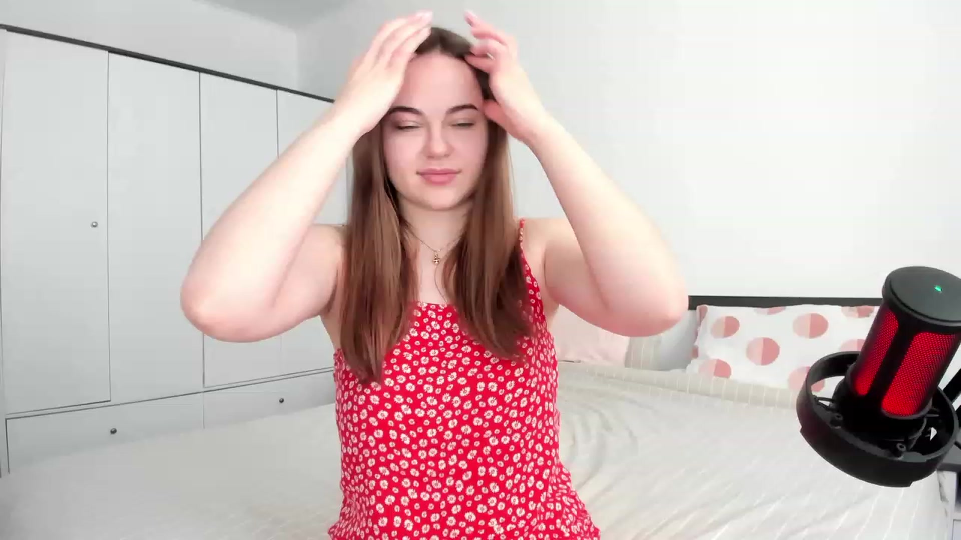 Gallery image thumbnail from BeeTheQueen's myfreecams stream on, 05/24/2023, 11:13 image 19 of 20