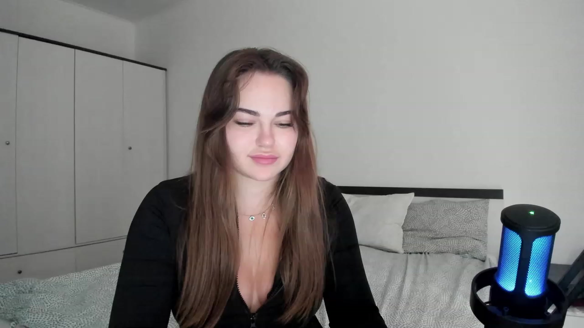 Gallery image thumbnail from BeeTheQueen's myfreecams stream on, 07/15/2023, 15:09 image 6 of 20