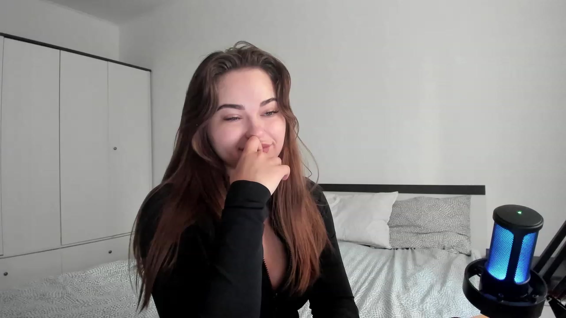 Gallery image thumbnail from BeeTheQueen's myfreecams stream on, 07/15/2023, 15:55 image 16 of 20