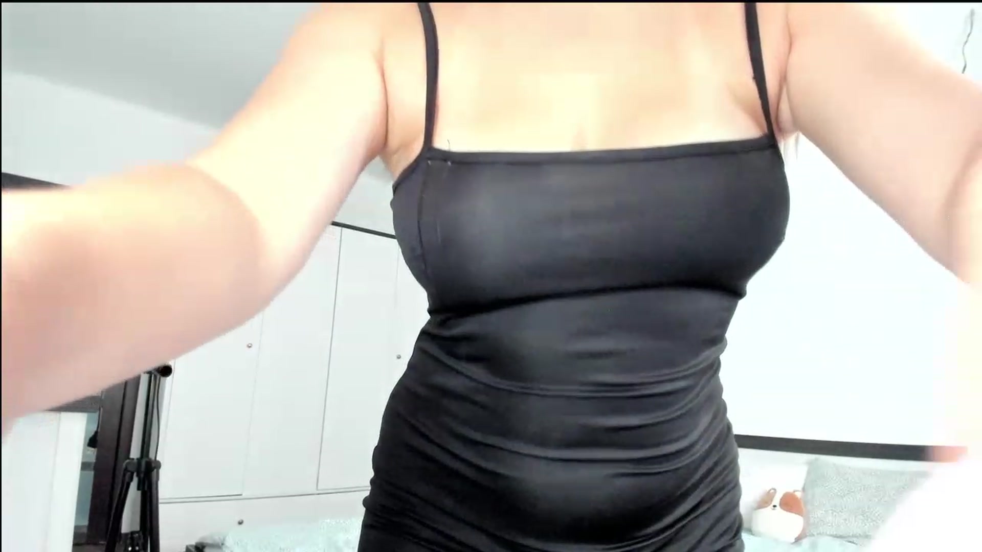 Gallery image thumbnail from BeeTheQueen's myfreecams stream on, 07/16/2023, 13:55 image 18 of 20