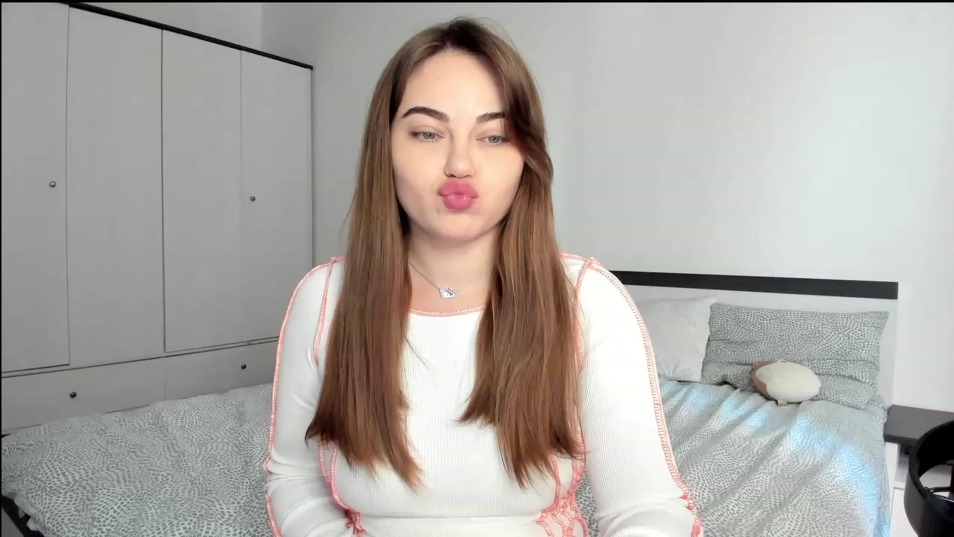 Gallery image thumbnail from BeeTheQueen's myfreecams stream on, 07/21/2023, 16:26 image 14 of 20