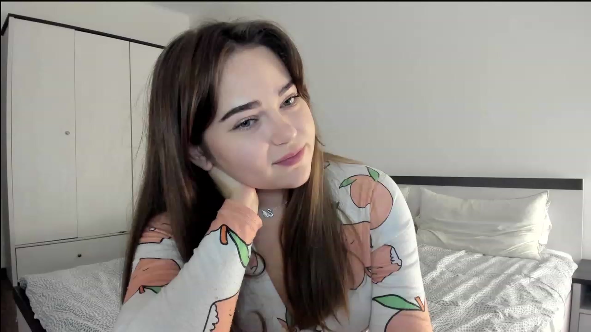 Gallery image thumbnail from BeeTheQueen's myfreecams stream on, 07/22/2023, 18:24 image 4 of 20