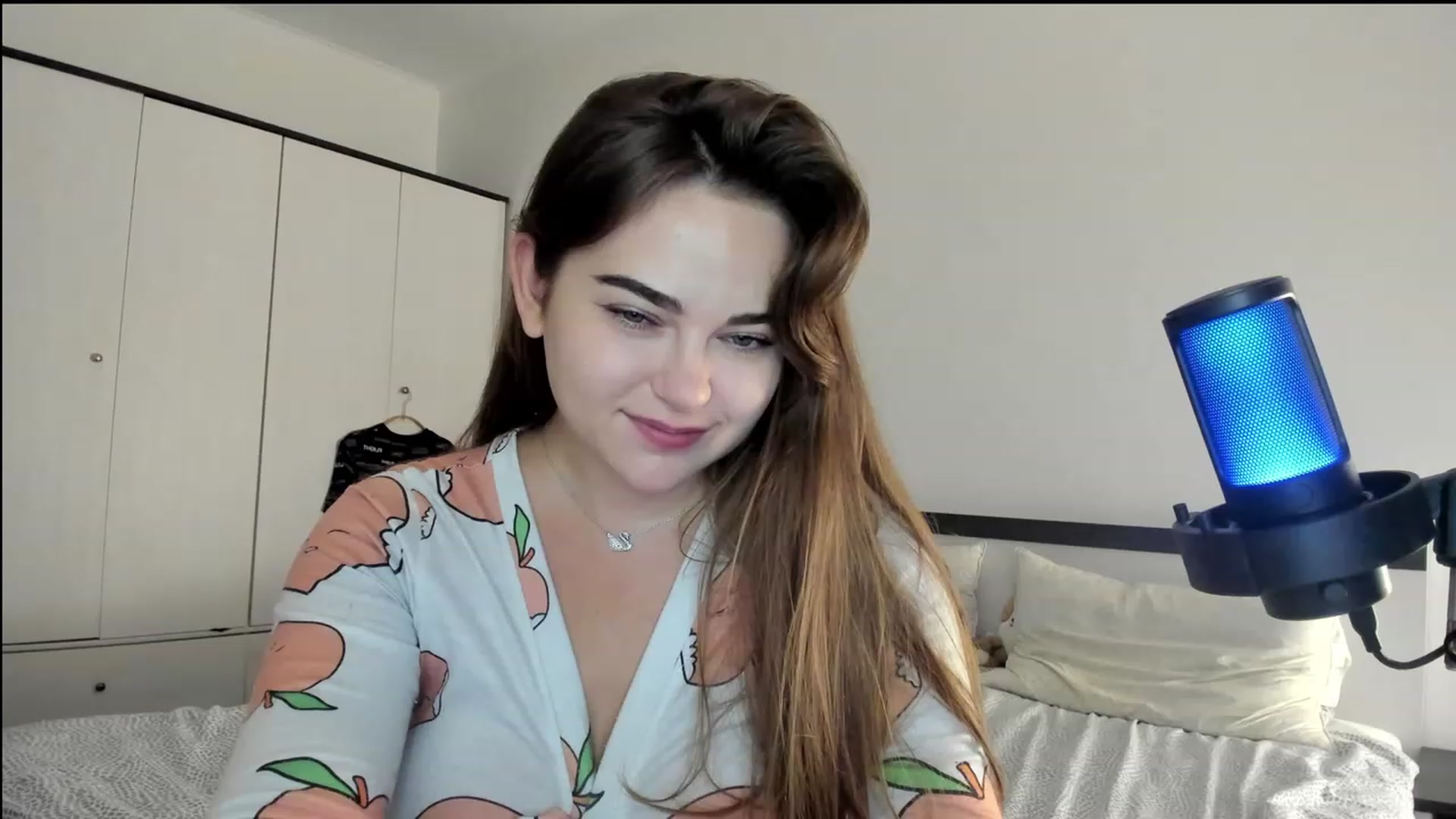 Gallery image thumbnail from BeeTheQueen's myfreecams stream on, 07/22/2023, 20:17 image 5 of 20