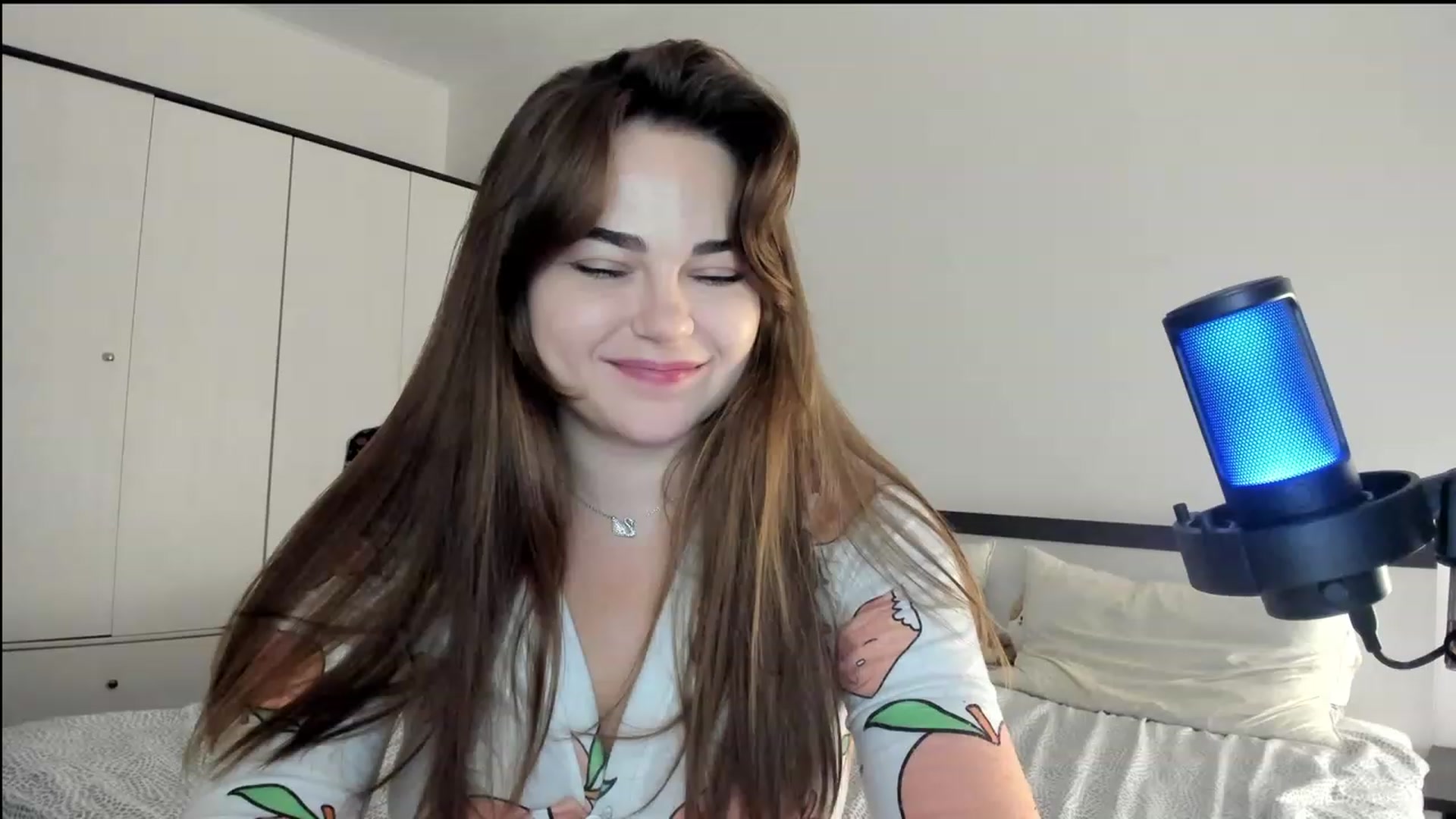 Gallery image thumbnail from BeeTheQueen's myfreecams stream on, 07/22/2023, 20:17 image 8 of 20