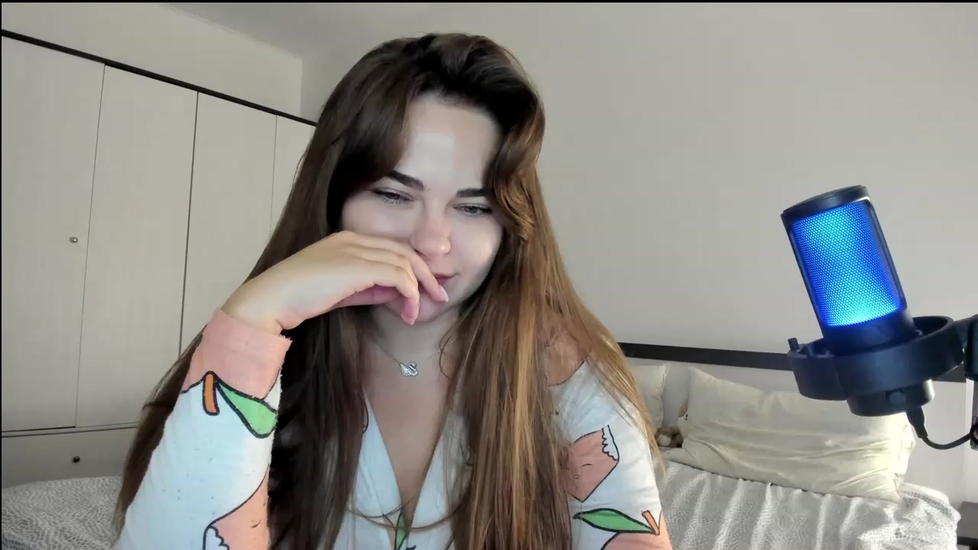 Gallery image thumbnail from BeeTheQueen's myfreecams stream on, 07/22/2023, 20:17 image 7 of 20