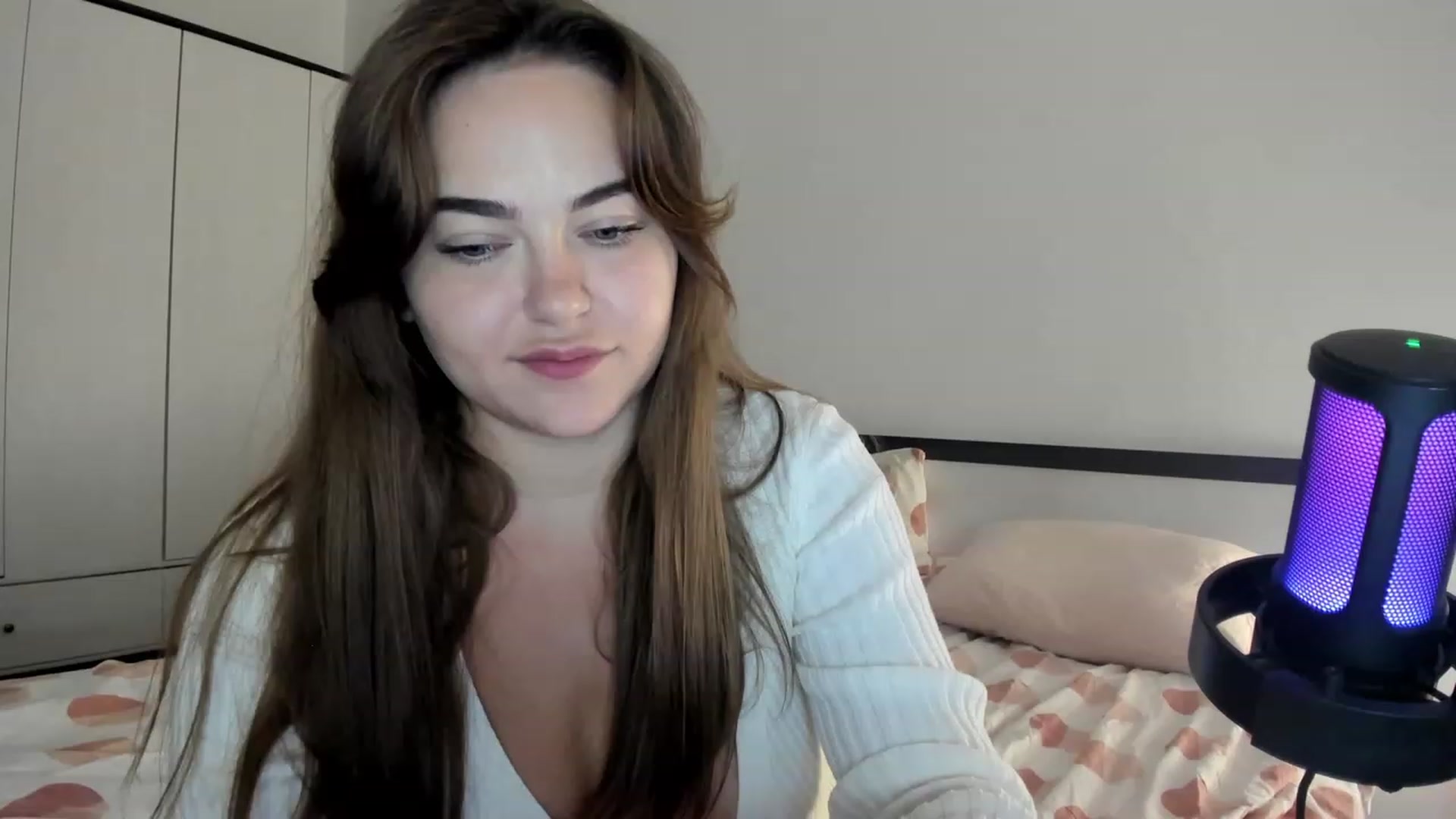 Gallery image thumbnail from BeeTheQueen's myfreecams stream on, 08/08/2023, 17:44 image 11 of 20