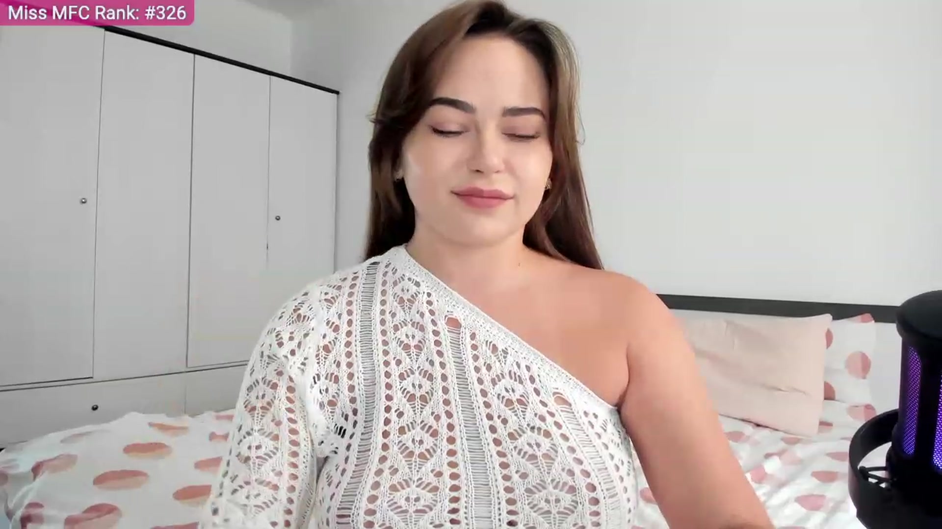 Gallery image thumbnail from BeeTheQueen's myfreecams stream on, 08/10/2023, 14:29 image 8 of 20