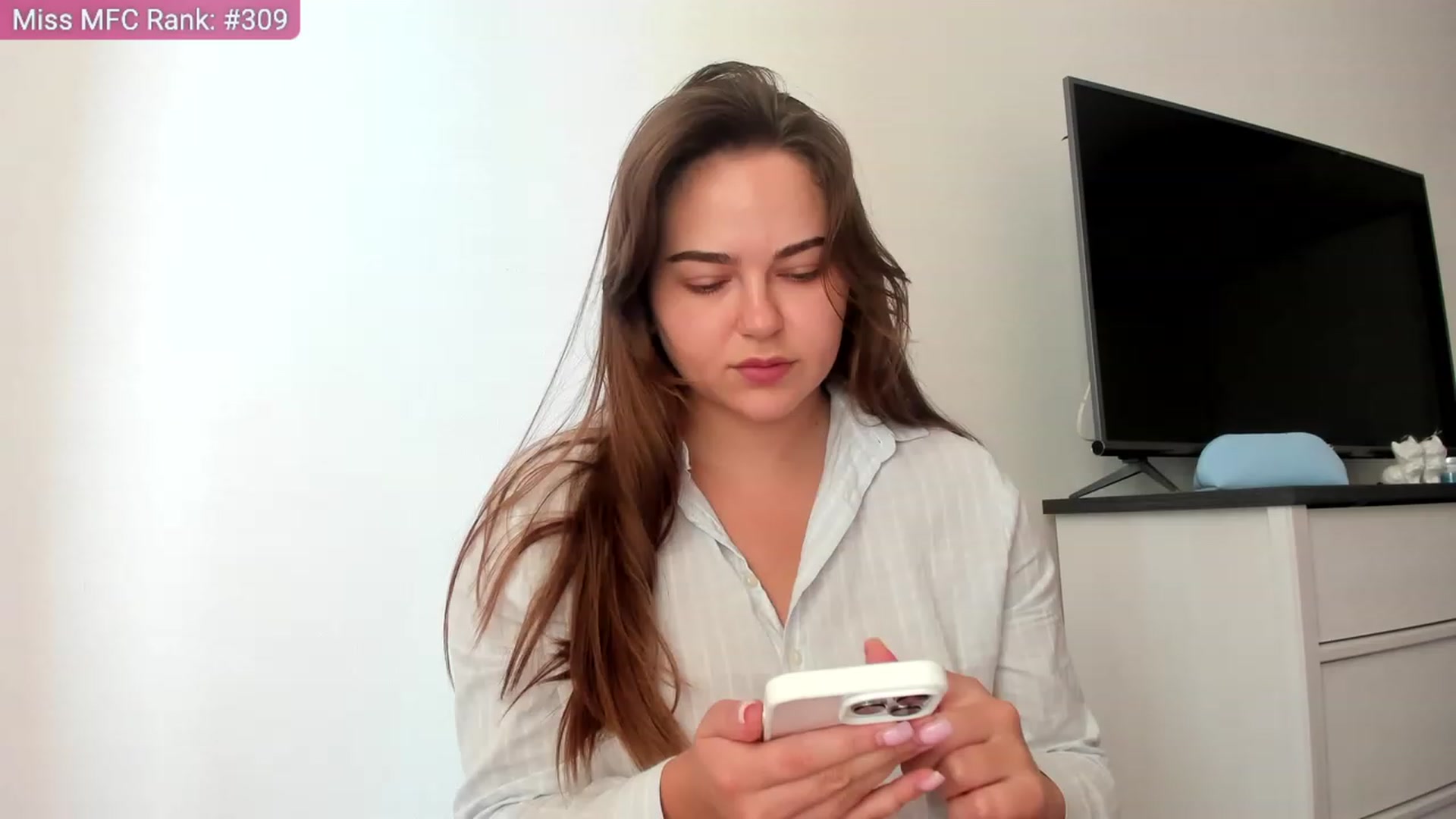 Gallery image thumbnail from BeeTheQueen's myfreecams stream on, 08/11/2023, 13:05 image 11 of 20