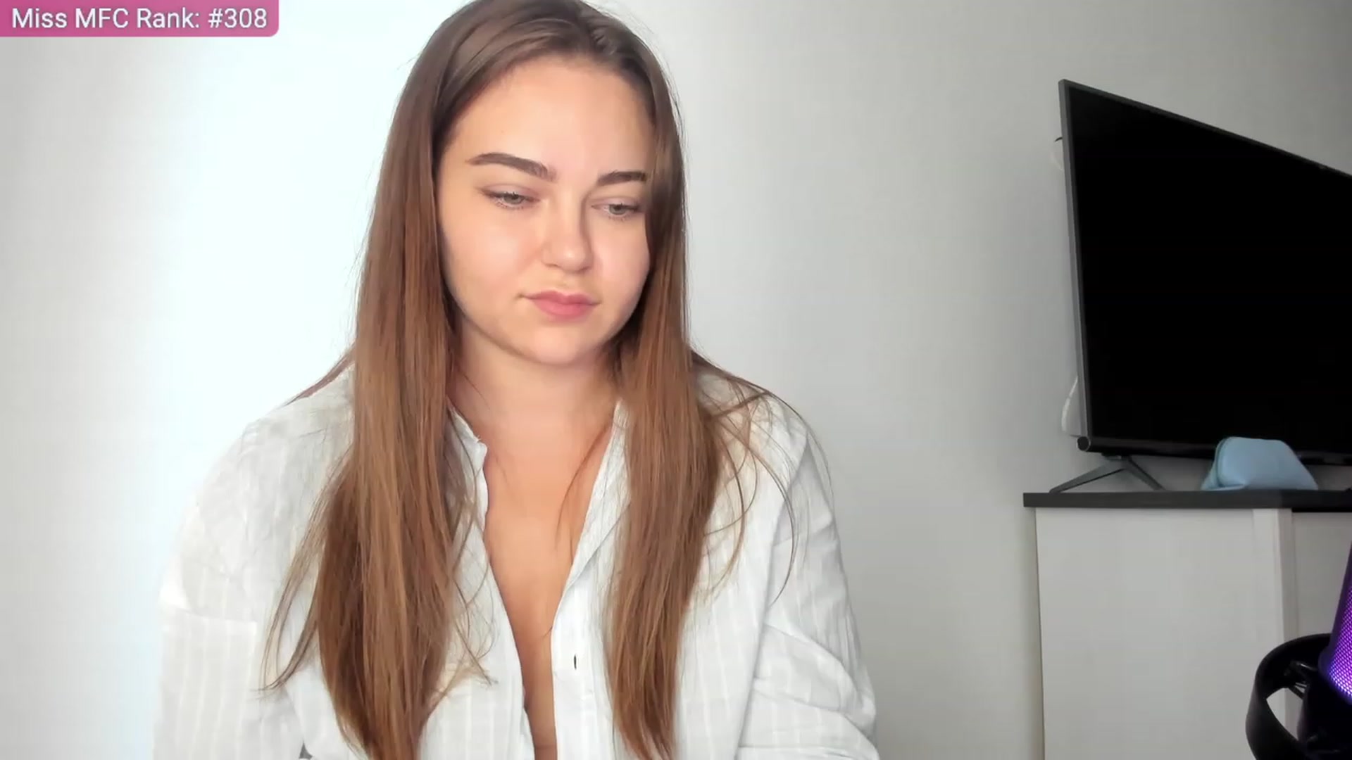 Gallery image thumbnail from BeeTheQueen's myfreecams stream on, 08/11/2023, 16:27 image 20 of 20