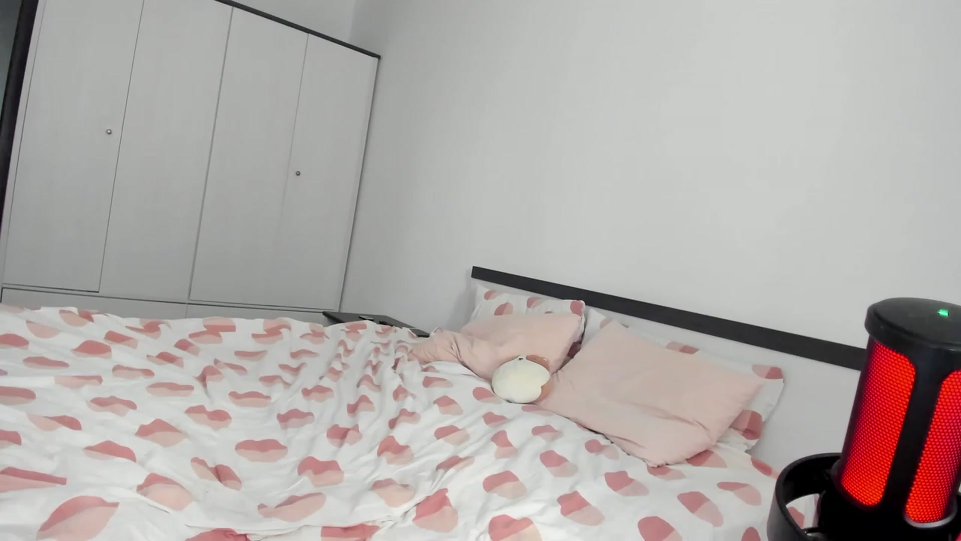 Gallery image thumbnail from BeeTheQueen's myfreecams stream on, 08/14/2023, 15:47 image 12 of 20