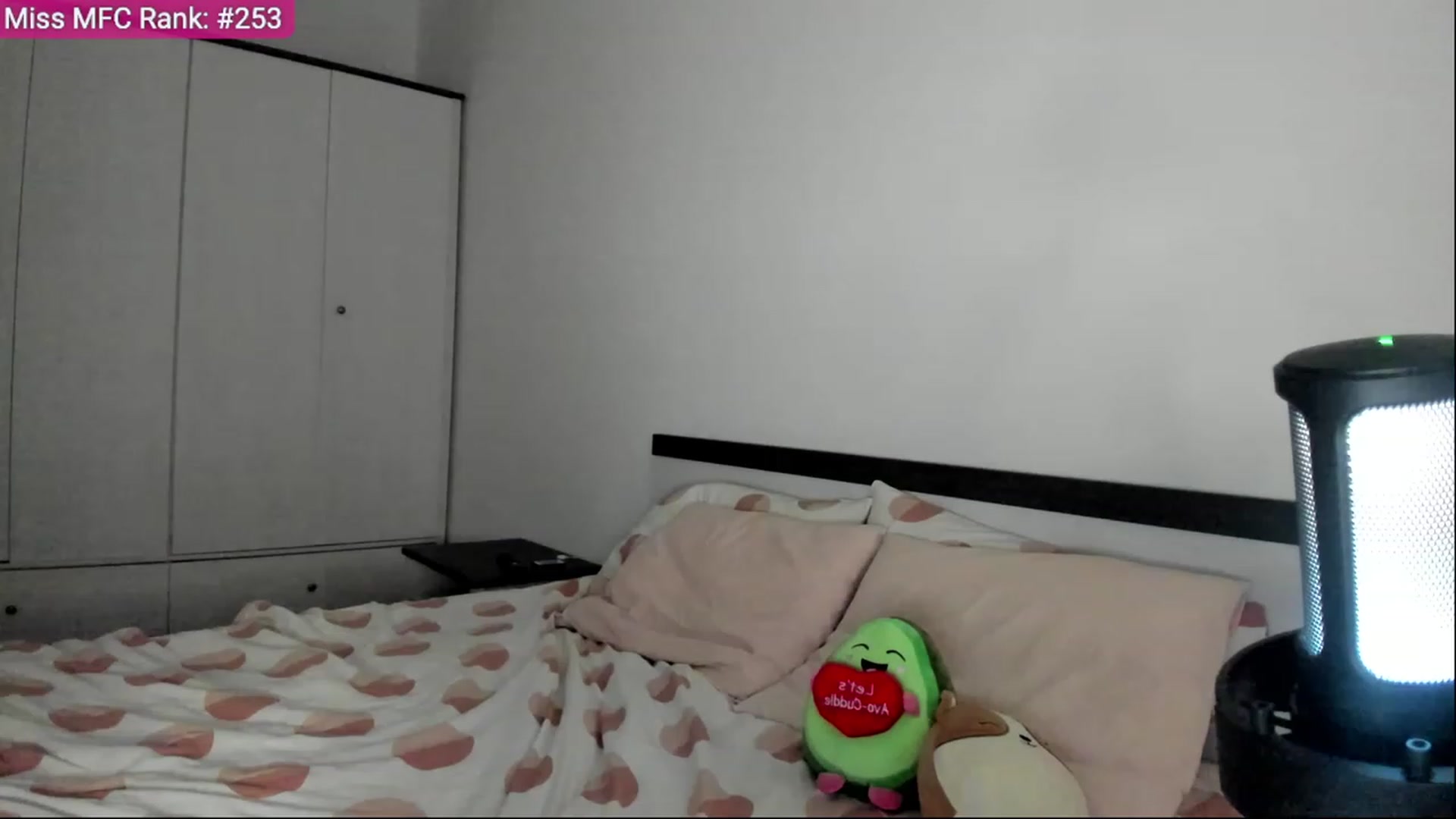 Gallery image thumbnail from BeeTheQueen's myfreecams stream on, 08/18/2023, 17:19 image 20 of 20