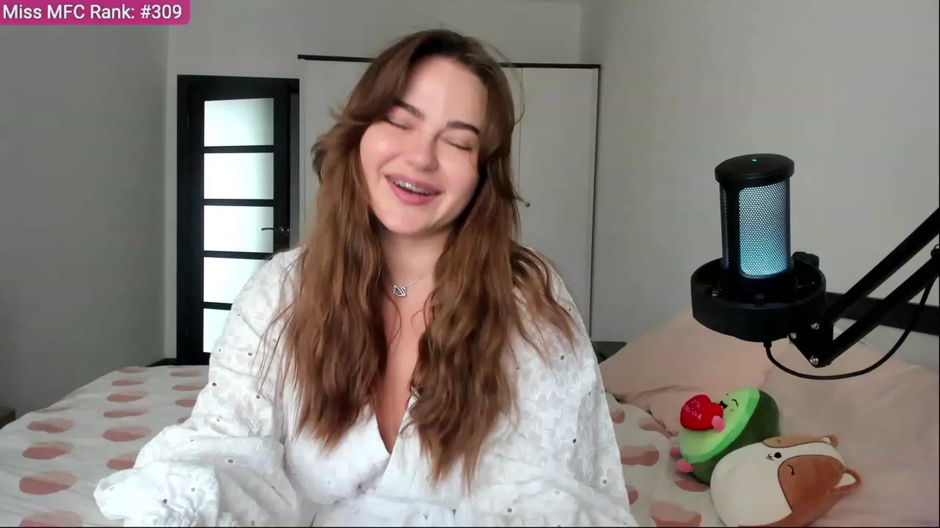 Gallery image thumbnail from BeeTheQueen's myfreecams stream on, 08/20/2023, 14:46 image 15 of 20