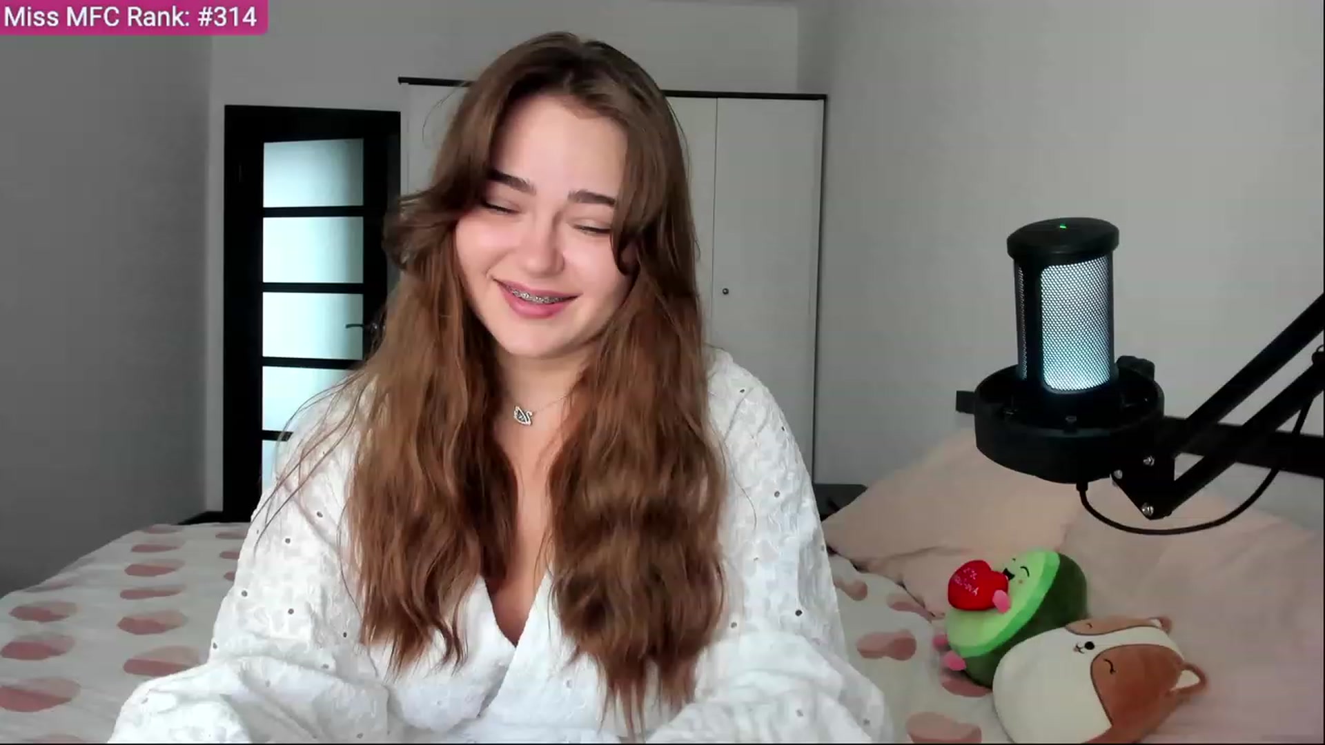 Gallery image thumbnail from BeeTheQueen's myfreecams stream on, 08/20/2023, 14:46 image 7 of 20