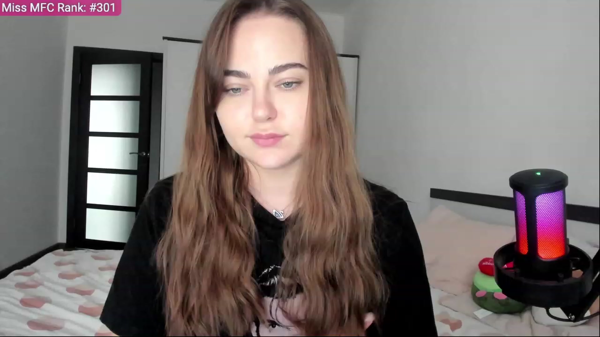 Gallery image thumbnail from BeeTheQueen's myfreecams stream on, 08/20/2023, 17:32 image 3 of 20