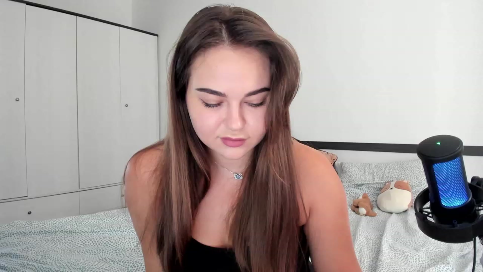 Gallery image thumbnail from BeeTheQueen's myfreecams stream on, 09/25/2023, 12:50 image 4 of 20