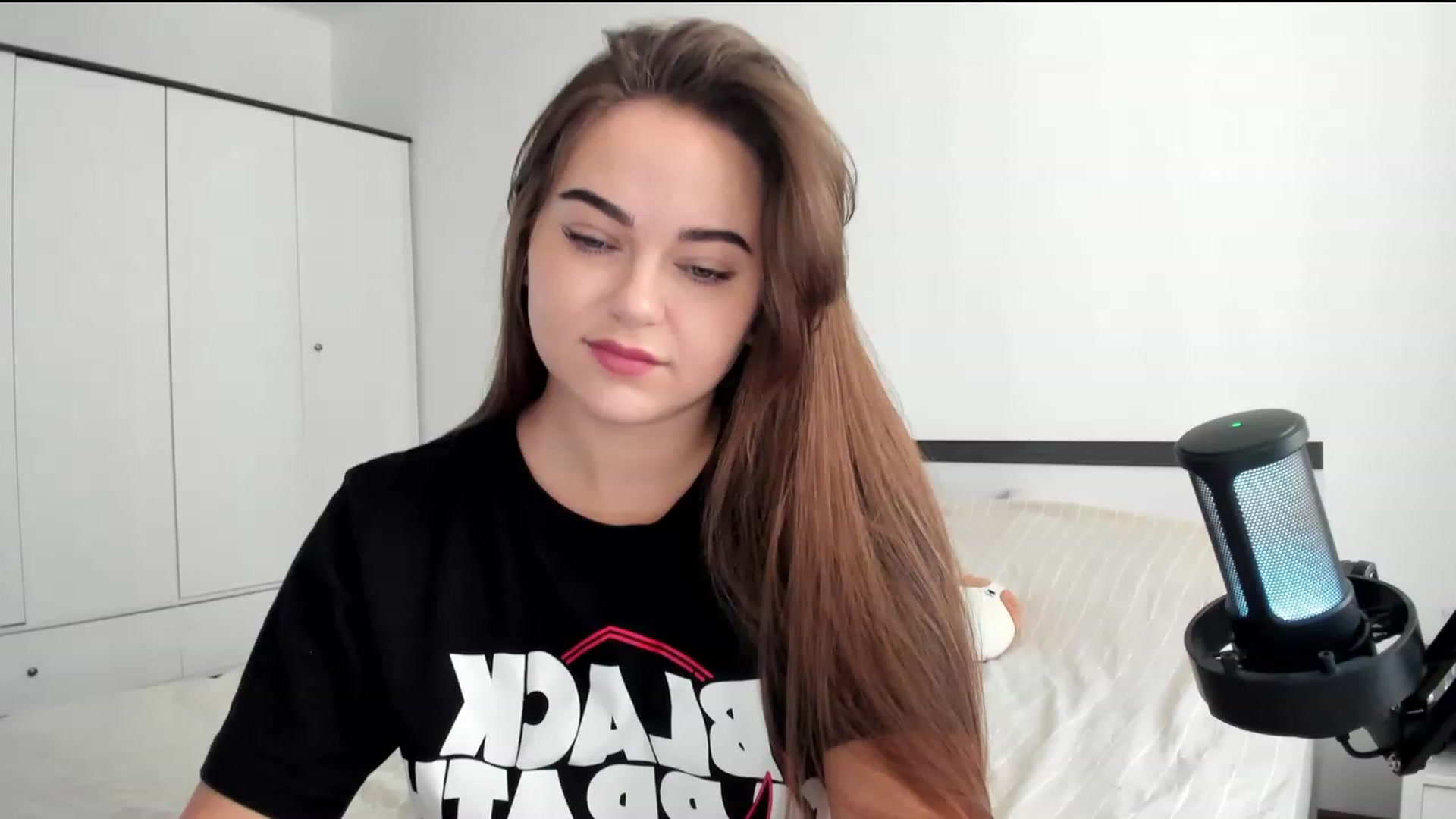 Gallery image thumbnail from BeeTheQueen's myfreecams stream on, 10/06/2023, 12:33 image 14 of 20