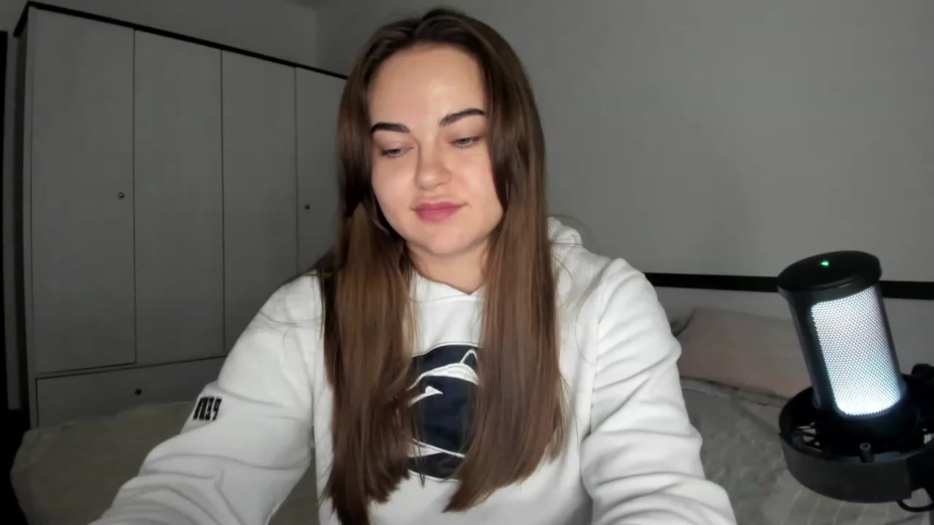Gallery image thumbnail from BeeTheQueen's myfreecams stream on, 10/09/2023, 15:16 image 15 of 20