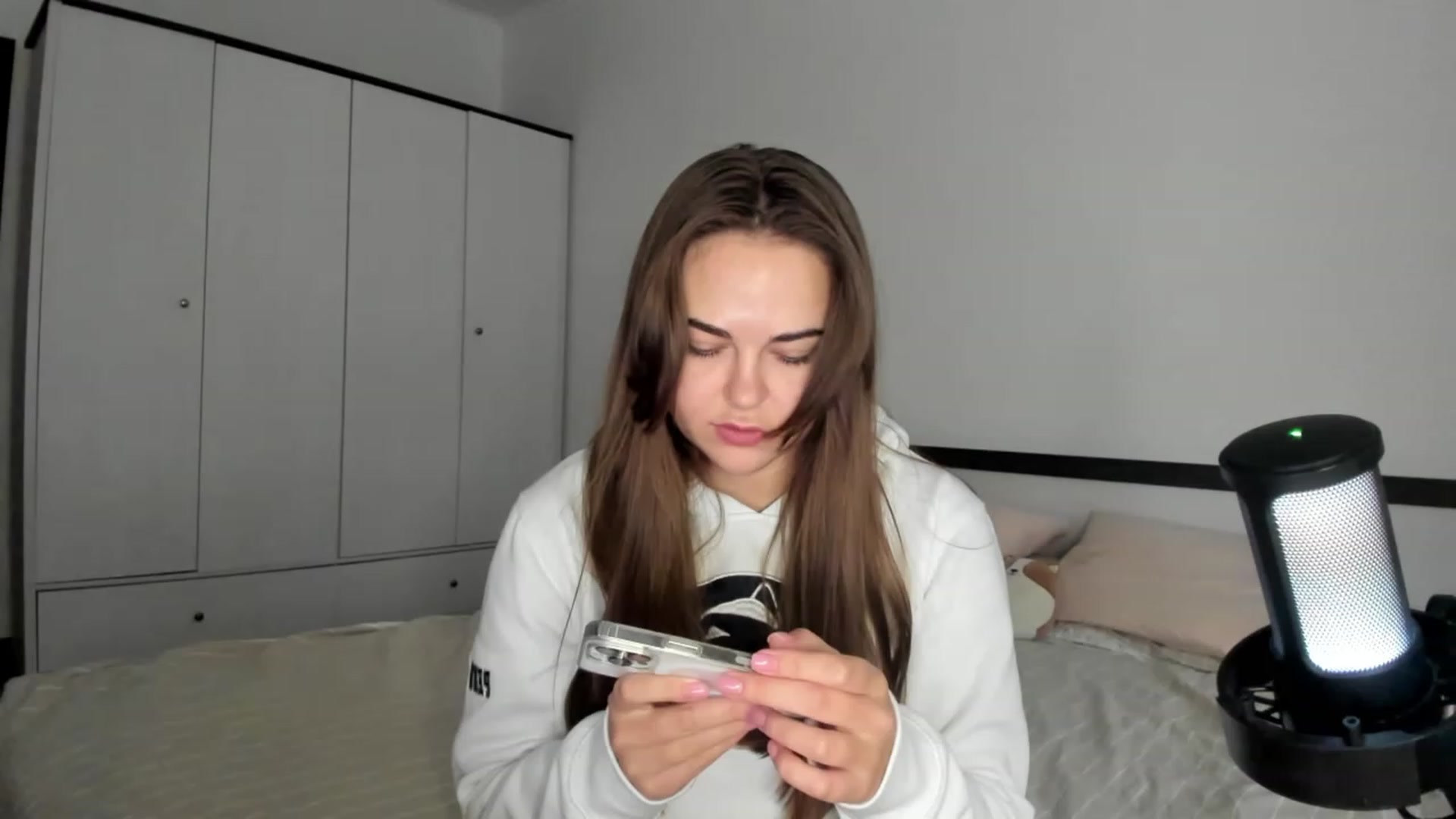Gallery image thumbnail from BeeTheQueen's myfreecams stream on, 10/09/2023, 15:16 image 2 of 20