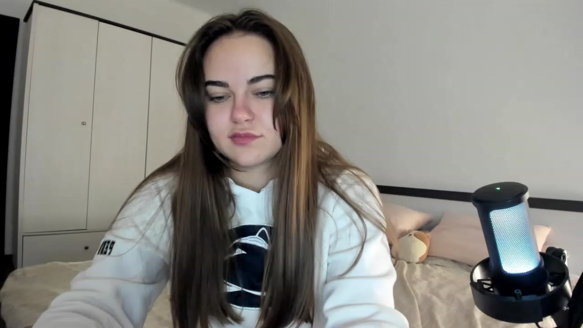 Gallery image thumbnail from BeeTheQueen's myfreecams stream on, 10/09/2023, 16:43 image 15 of 20