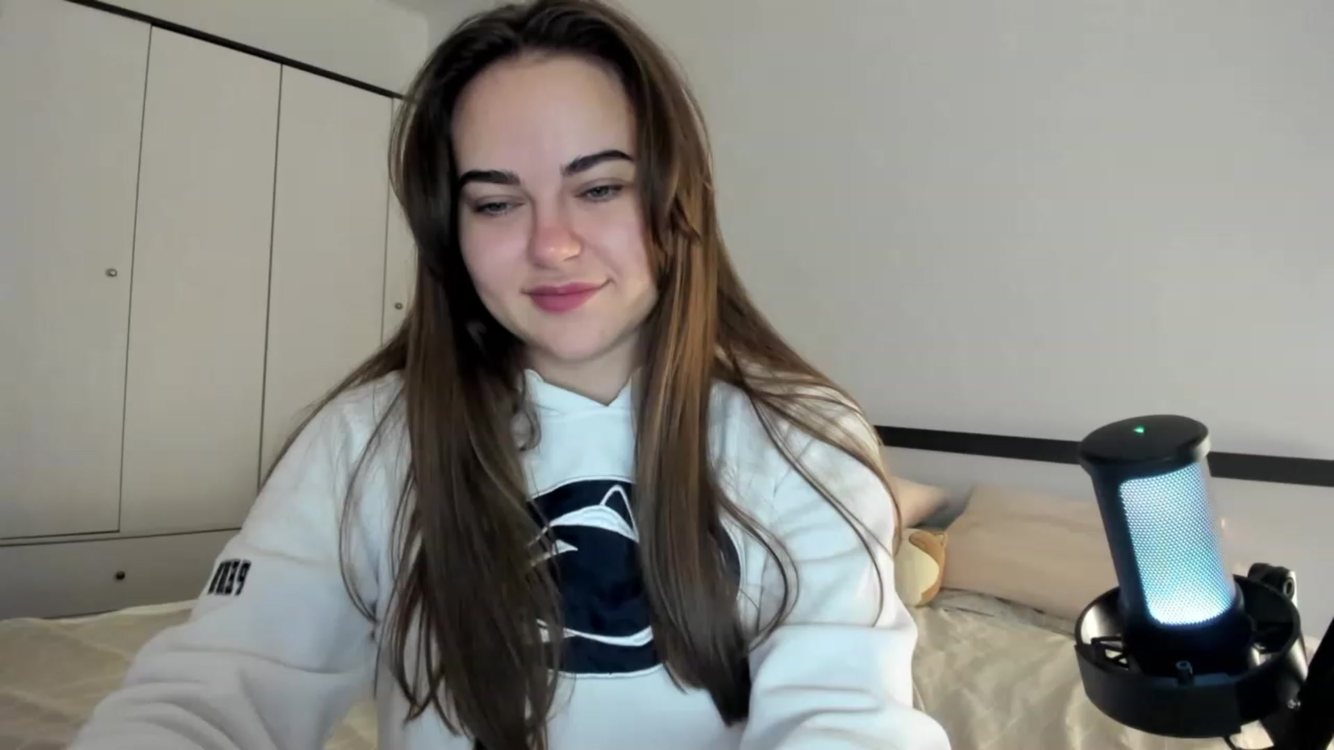 Gallery image thumbnail from BeeTheQueen's myfreecams stream on, 10/09/2023, 16:43 image 10 of 20