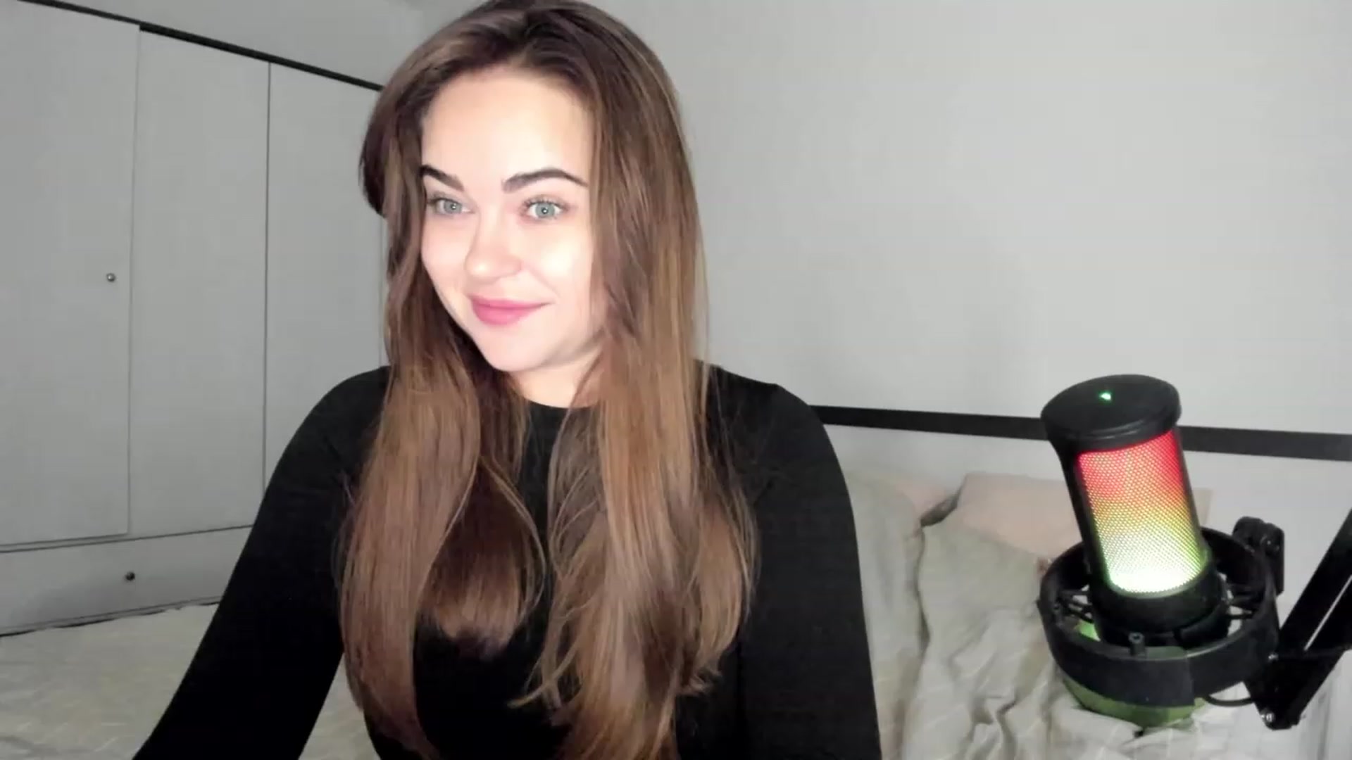 Gallery image thumbnail from BeeTheQueen's myfreecams stream on, 10/10/2023, 15:23 image 4 of 20