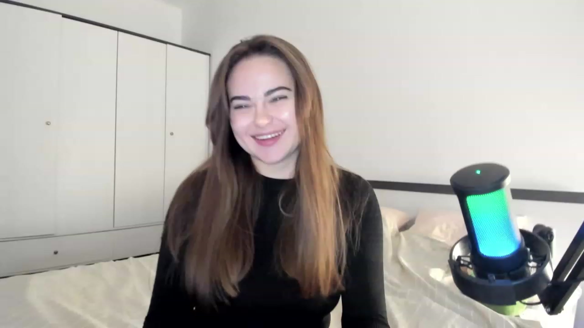 Gallery image thumbnail from BeeTheQueen's myfreecams stream on, 10/10/2023, 15:23 image 12 of 20