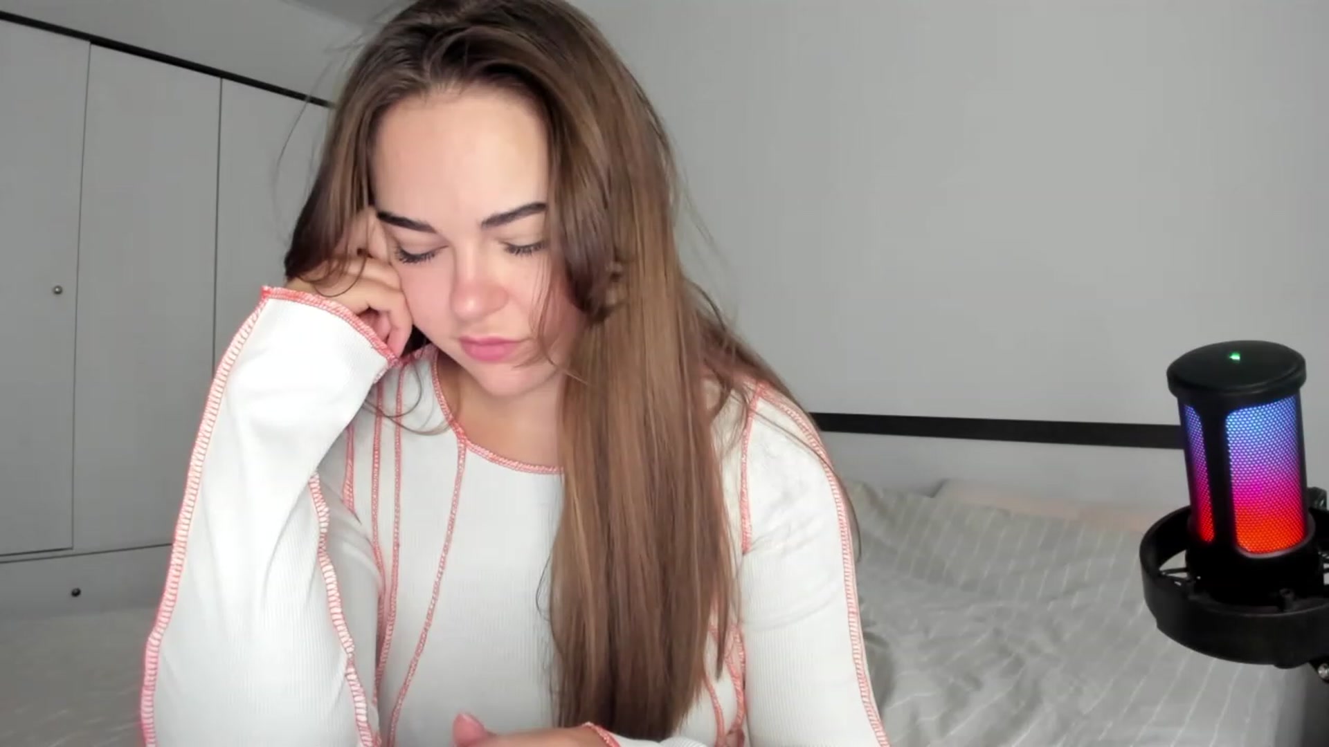 Gallery image thumbnail from BeeTheQueen's myfreecams stream on, 10/12/2023, 14:50 image 4 of 20