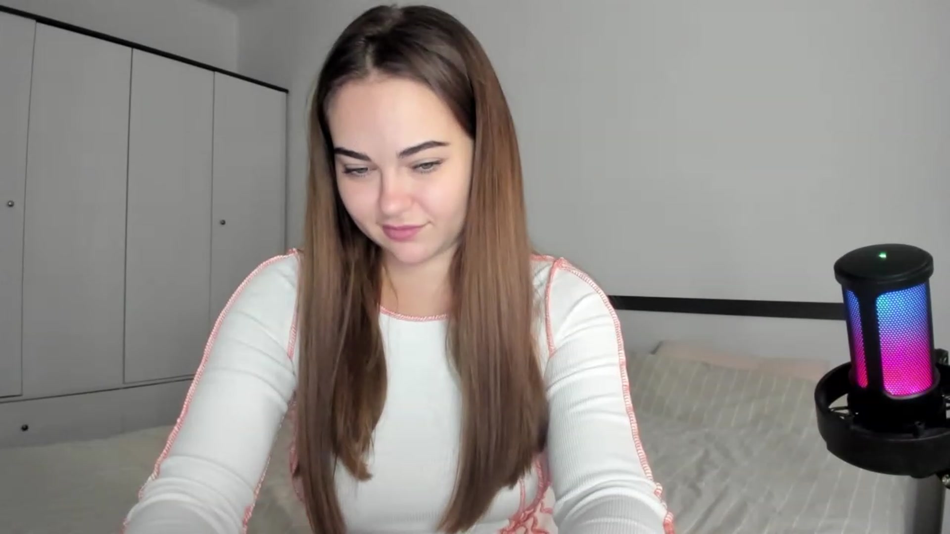 Gallery image thumbnail from BeeTheQueen's myfreecams stream on, 10/12/2023, 14:50 image 18 of 20