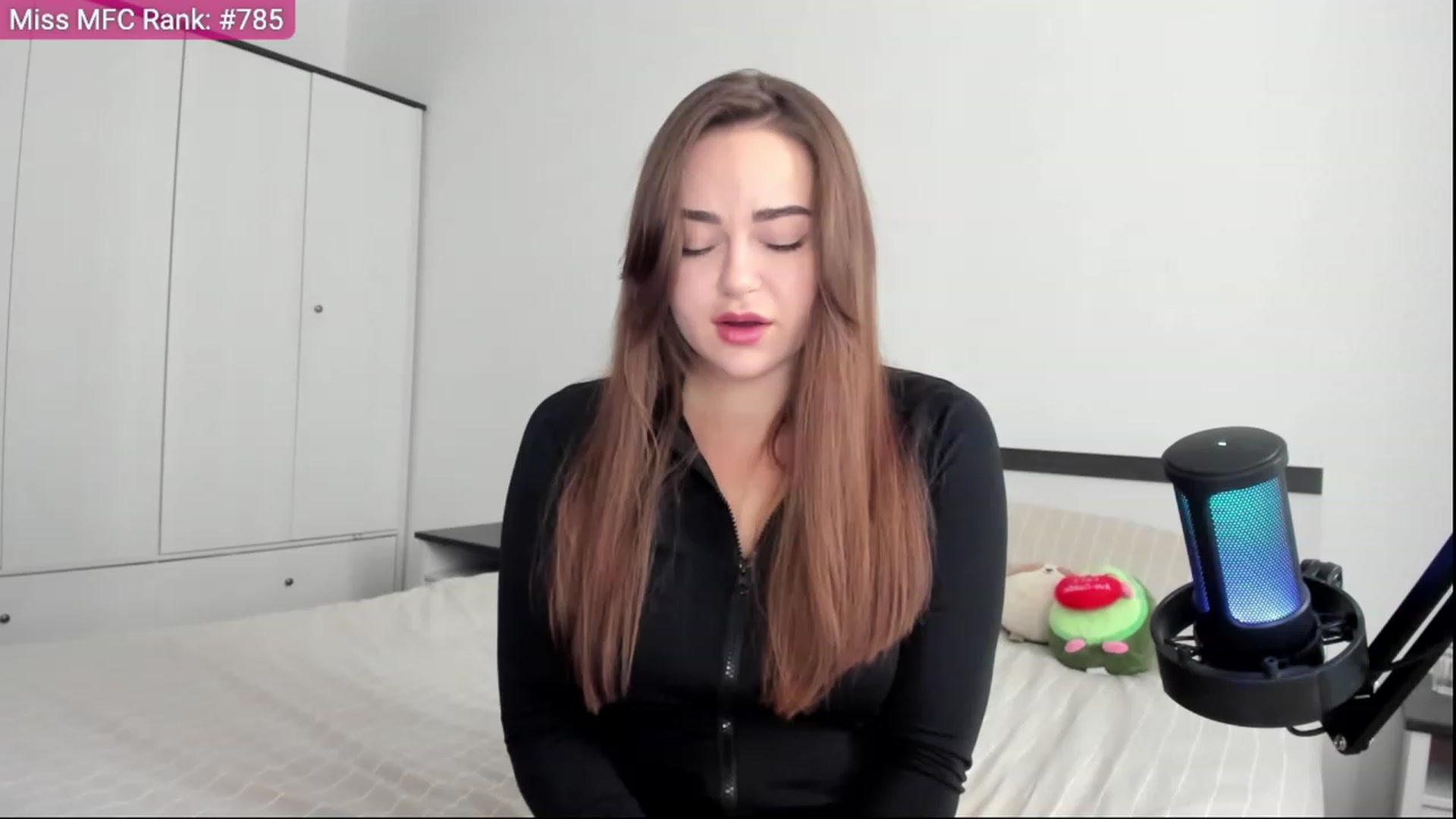 Gallery image thumbnail from BeeTheQueen's myfreecams stream on, 10/13/2023, 11:38 image 7 of 20
