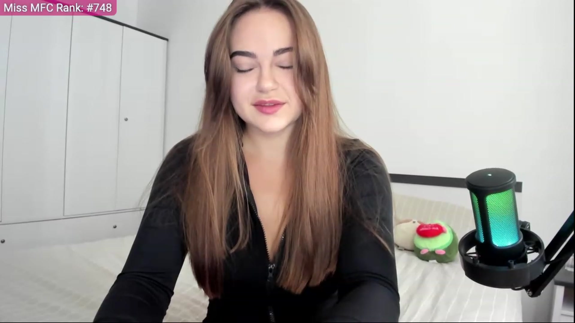 Gallery image thumbnail from BeeTheQueen's myfreecams stream on, 10/13/2023, 11:38 image 13 of 20