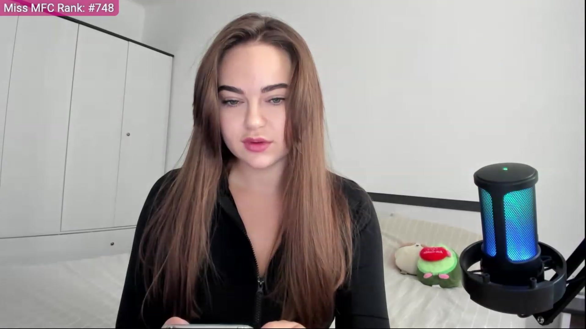 Gallery image thumbnail from BeeTheQueen's myfreecams stream on, 10/13/2023, 13:36 image 6 of 20