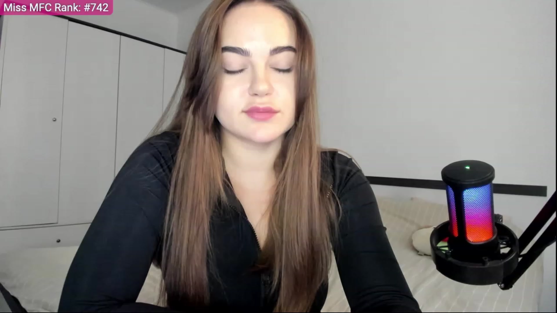 Gallery image thumbnail from BeeTheQueen's myfreecams stream on, 10/13/2023, 14:59 image 9 of 20