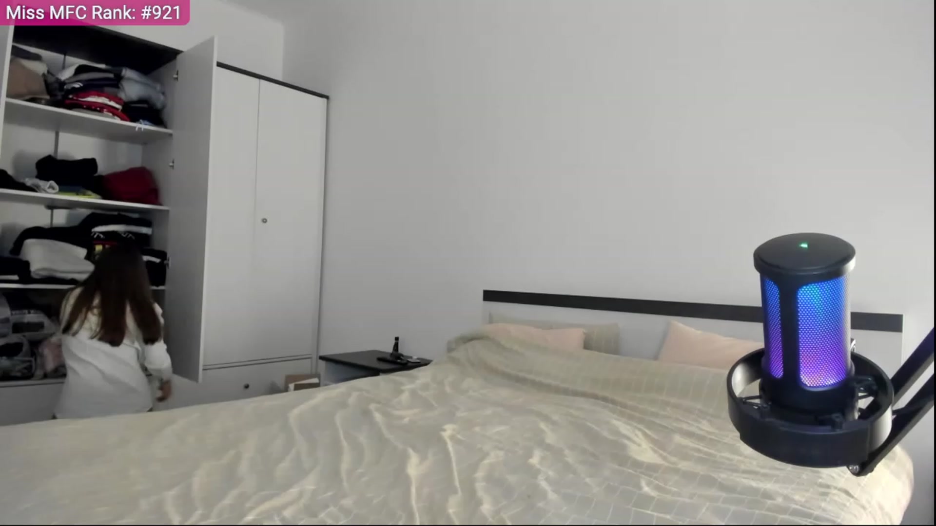 Gallery image thumbnail from BeeTheQueen's myfreecams stream on, 10/15/2023, 18:42 image 1 of 20