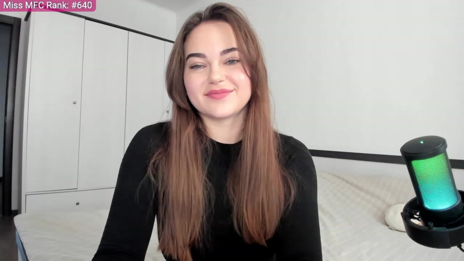 Gallery image thumbnail from BeeTheQueen's myfreecams stream on, 10/17/2023, 11:32 image 9 of 20