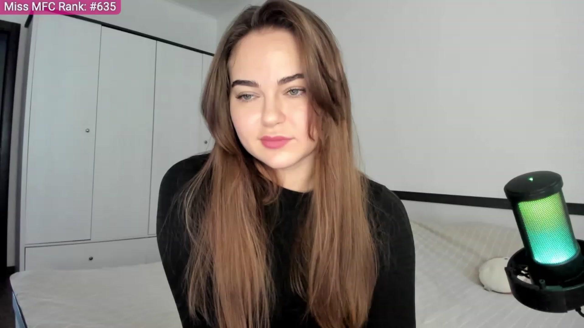 Gallery image thumbnail from BeeTheQueen's myfreecams stream on, 10/17/2023, 11:32 image 12 of 20