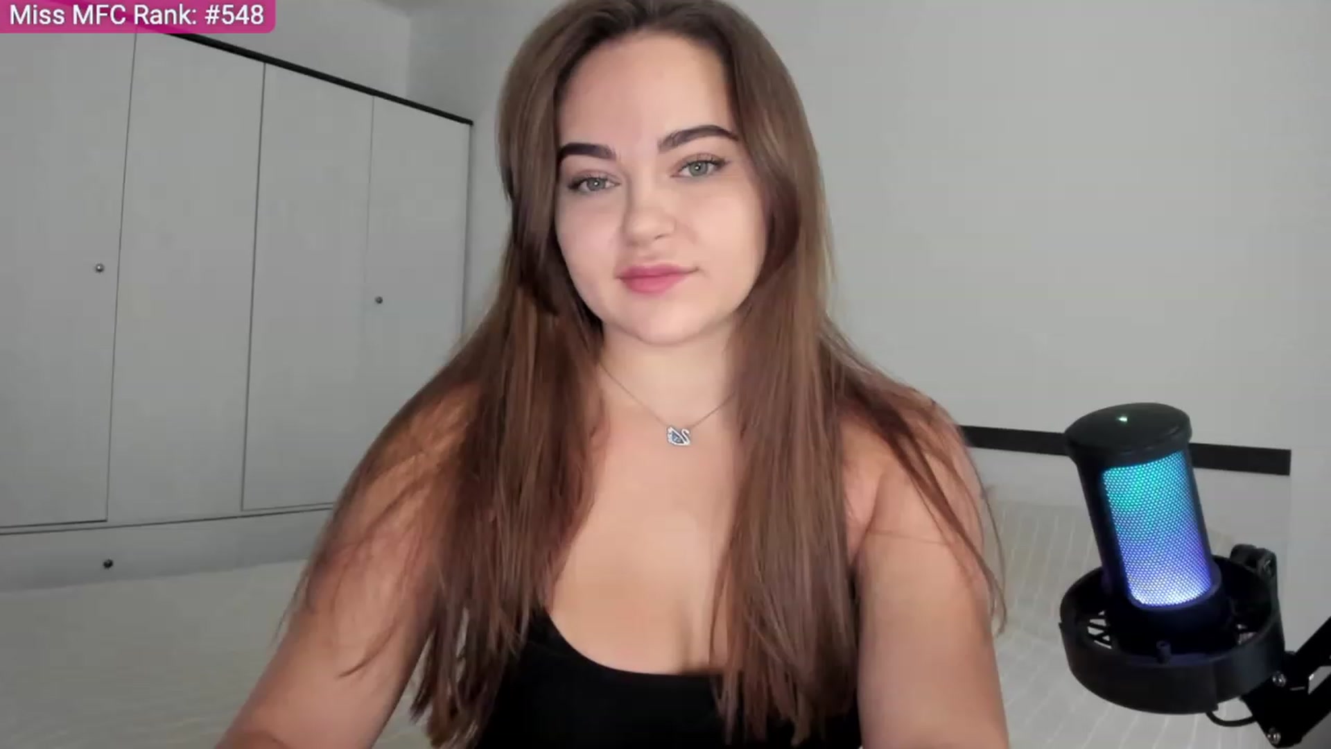 Gallery image thumbnail from BeeTheQueen's myfreecams stream on, 10/18/2023, 11:45 image 2 of 20