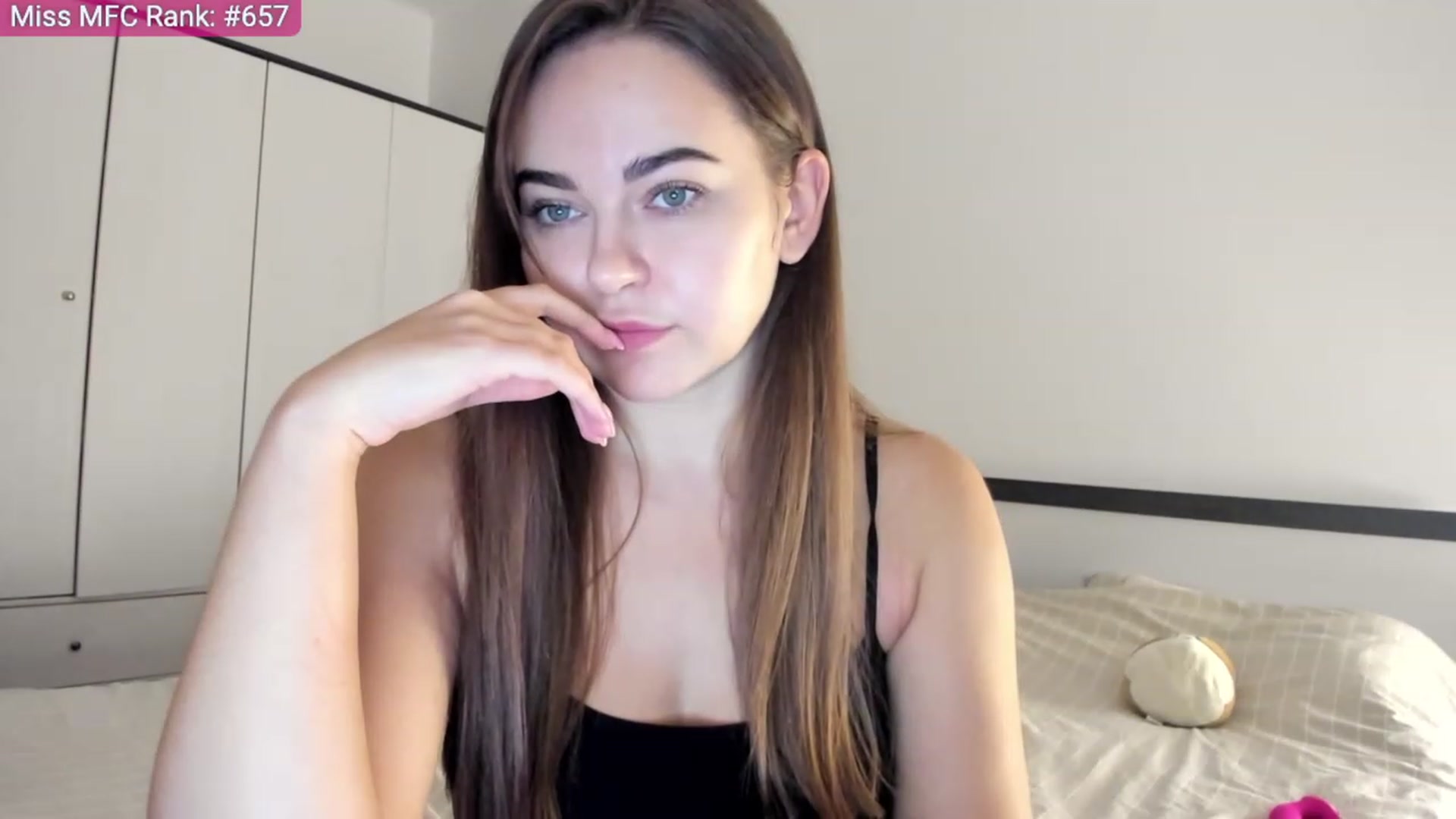 Gallery image thumbnail from BeeTheQueen's myfreecams stream on, 10/23/2023, 15:29 image 13 of 20