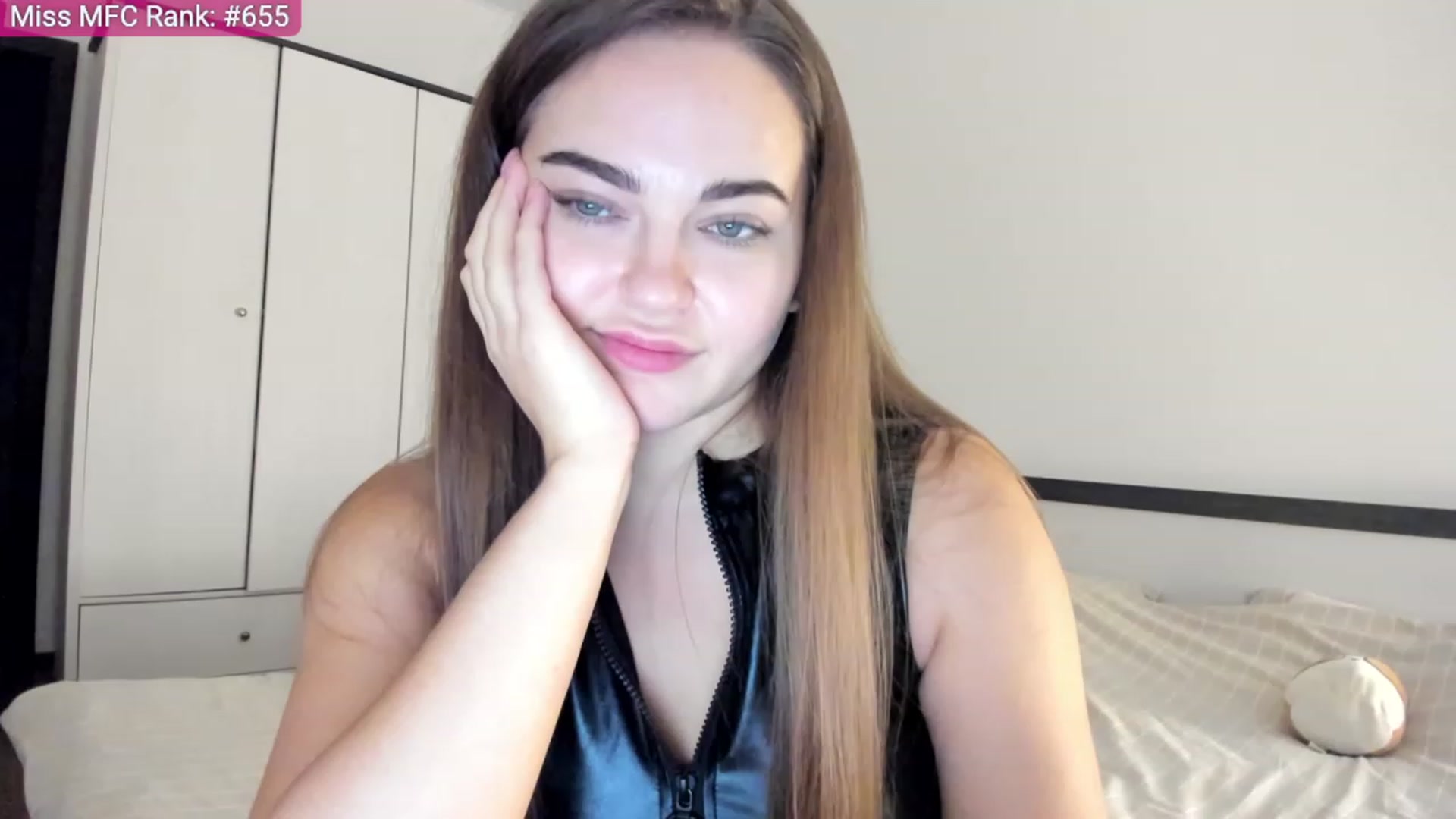 Gallery image thumbnail from BeeTheQueen's myfreecams stream on, 10/23/2023, 15:29 image 2 of 20