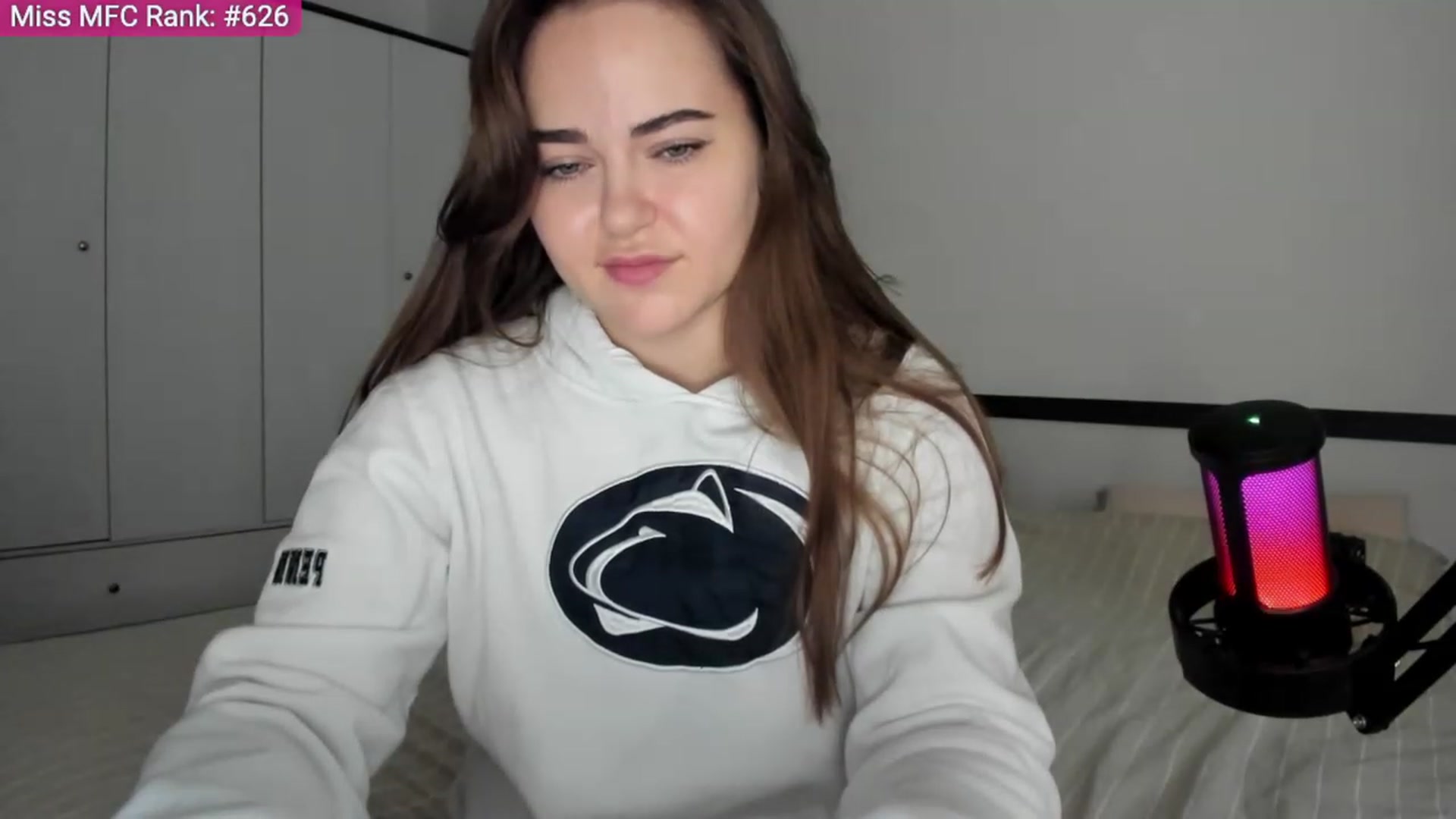 Gallery image thumbnail from BeeTheQueen's myfreecams stream on, 10/25/2023, 12:20 image 7 of 20